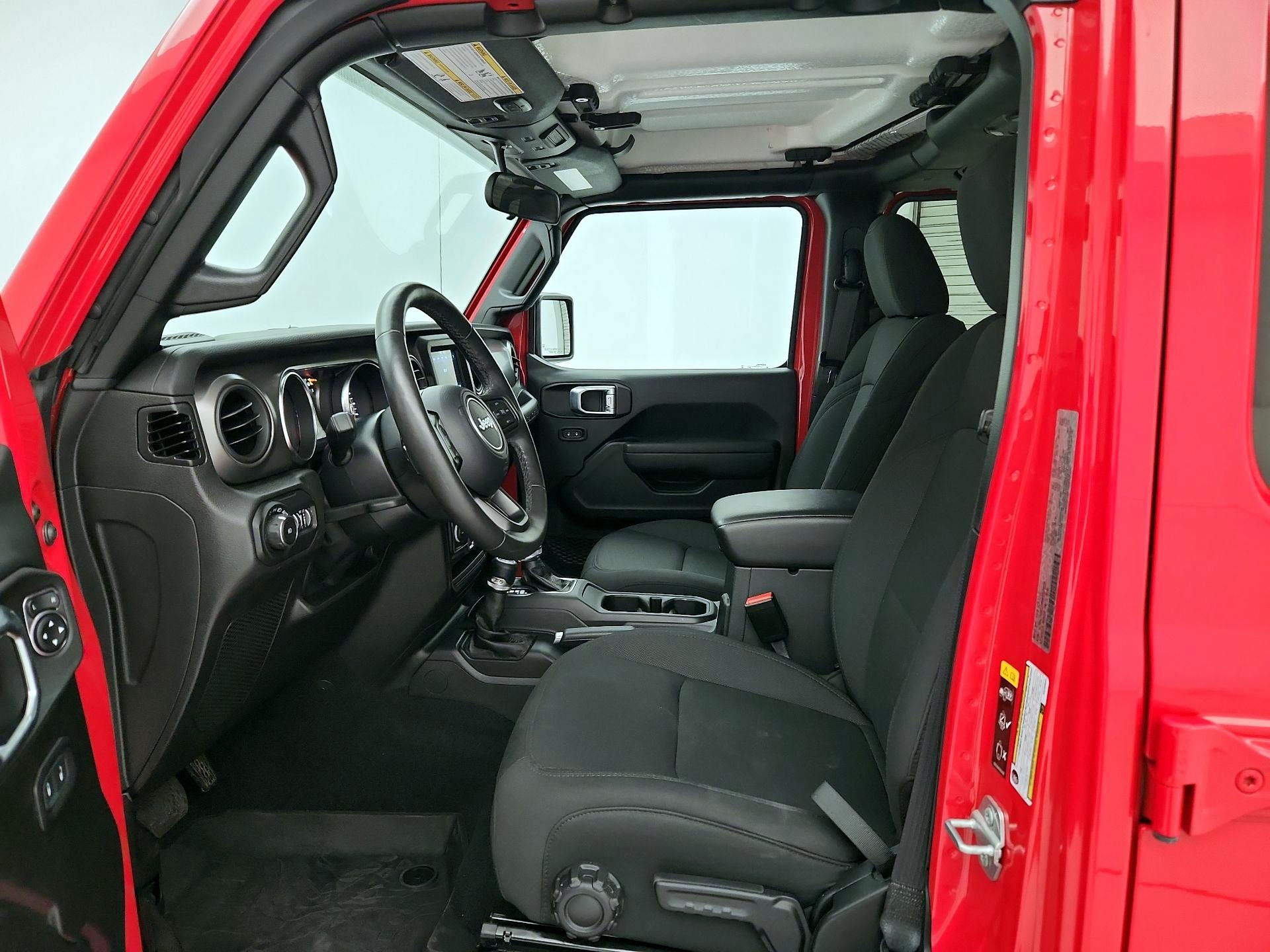 Thumbnail: 2022 Jeep Wrangler - 11