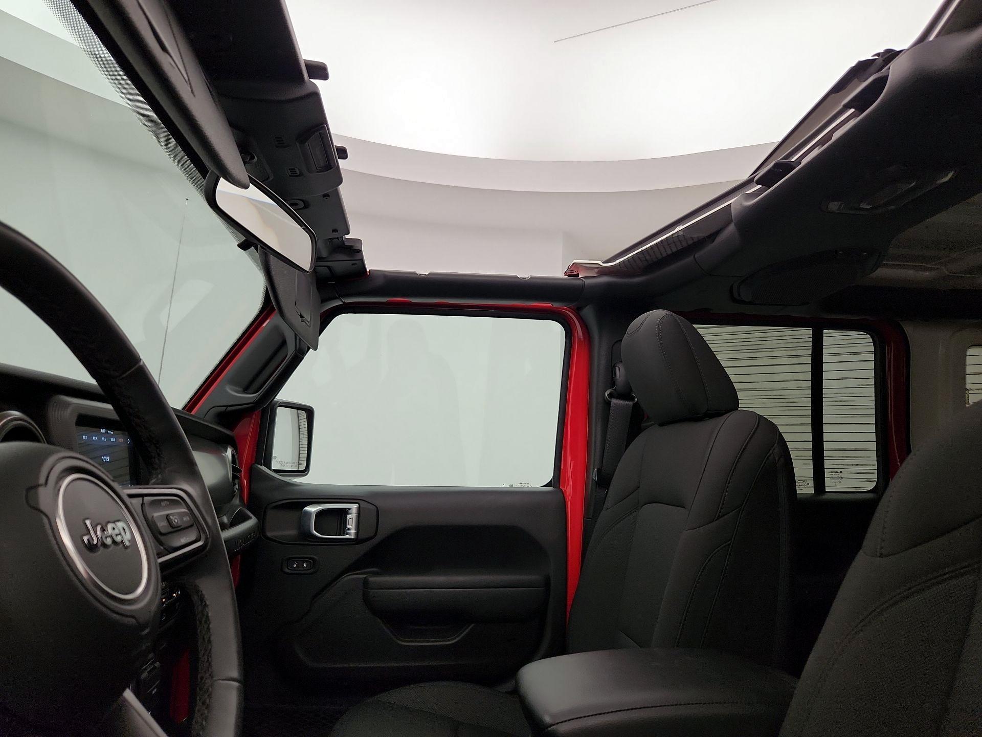 Thumbnail: 2022 Jeep Wrangler - 19