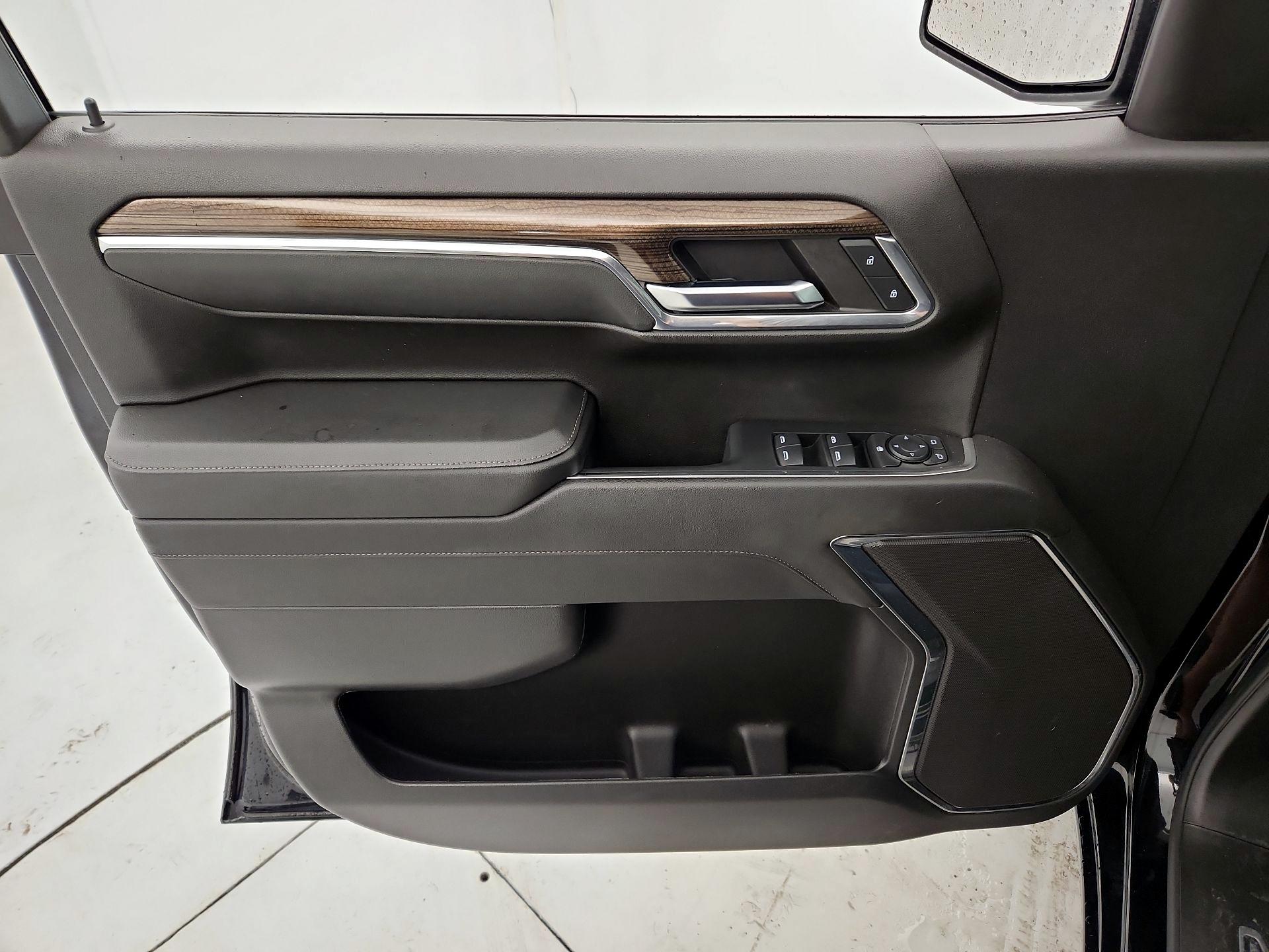 Thumbnail: 2024 Chevrolet Silverado 1500 - 12