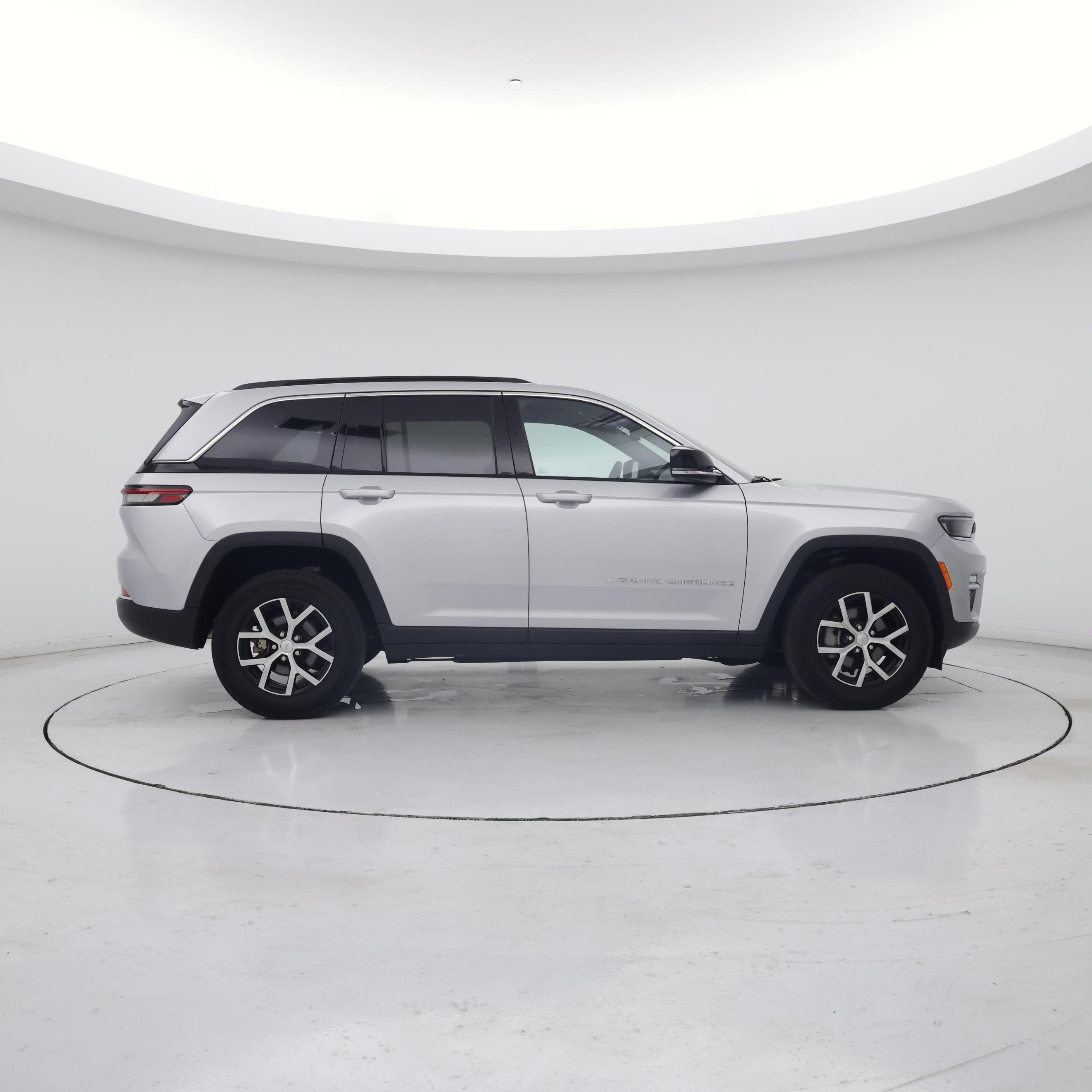 Thumbnail: 2024 Jeep Grand Cherokee - 7