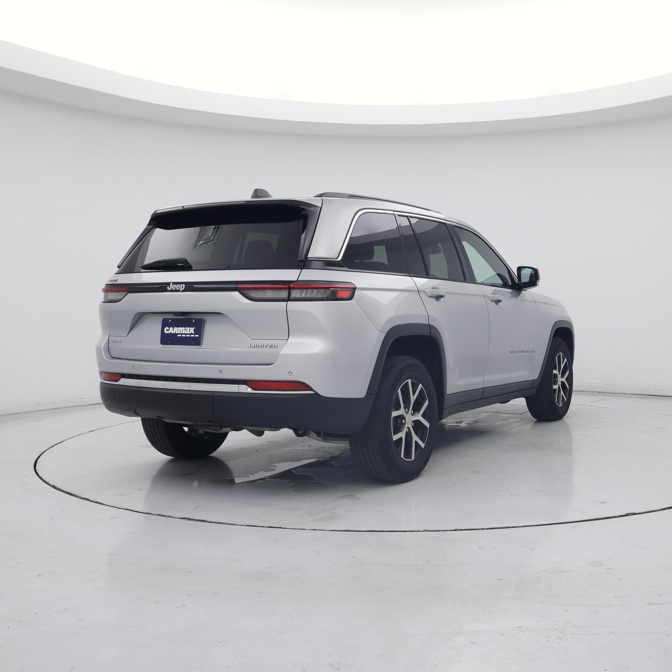 Thumbnail: 2024 Jeep Grand Cherokee - 8