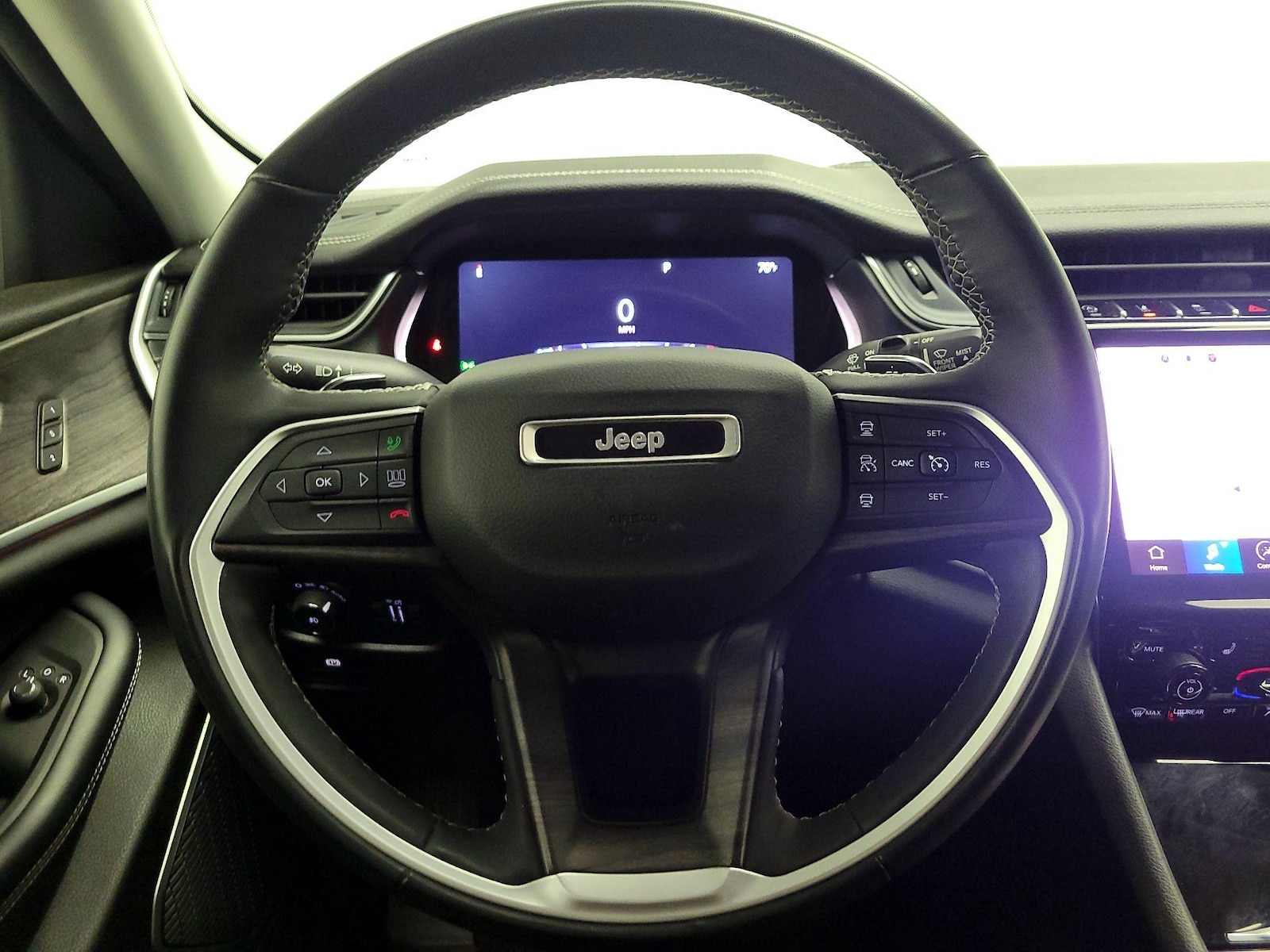 2023 Jeep Grand Cherokee Limited - Photo 11