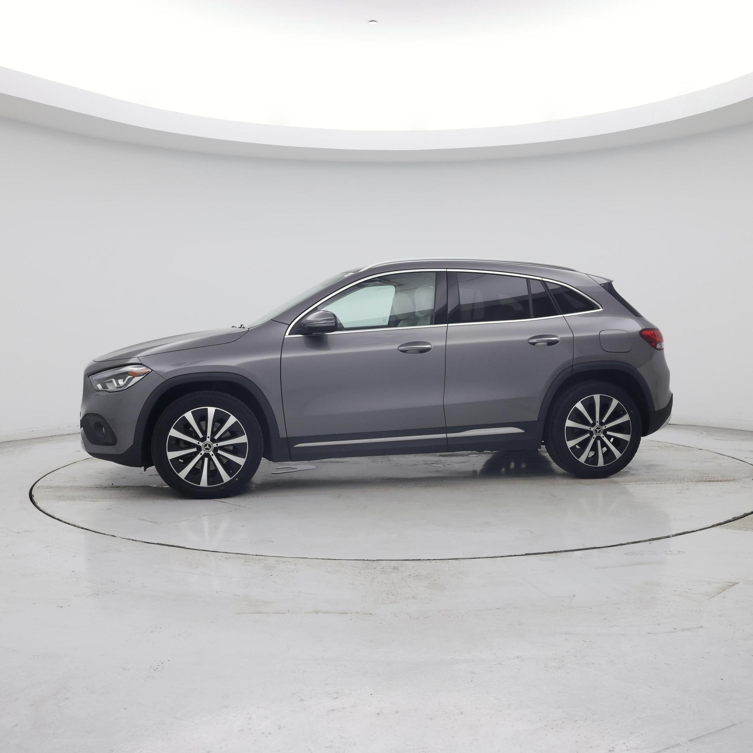 Thumbnail: 2023 Mercedes-Benz GLA - 3