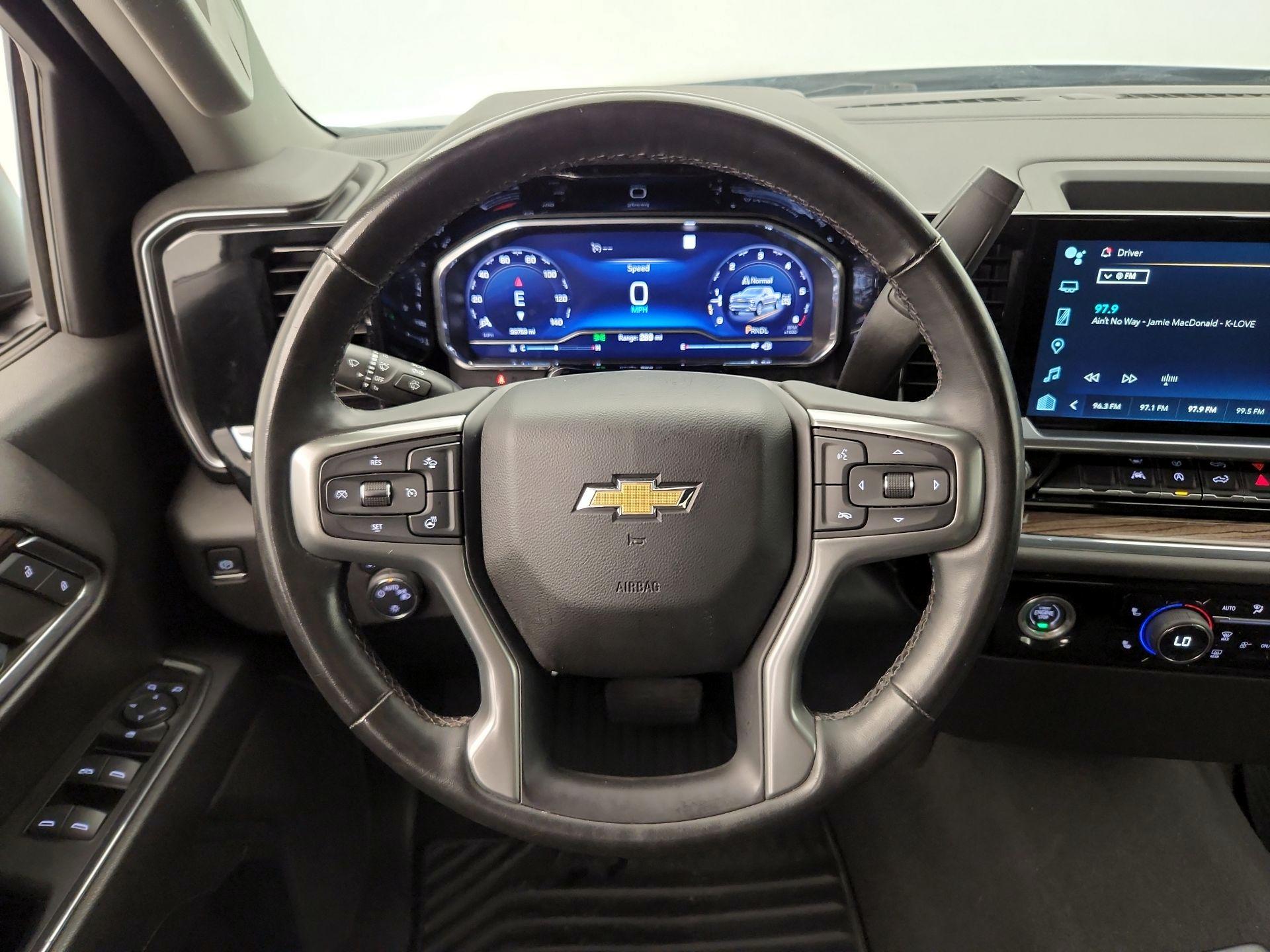 Thumbnail: 2023 Chevrolet Silverado 1500 - 10