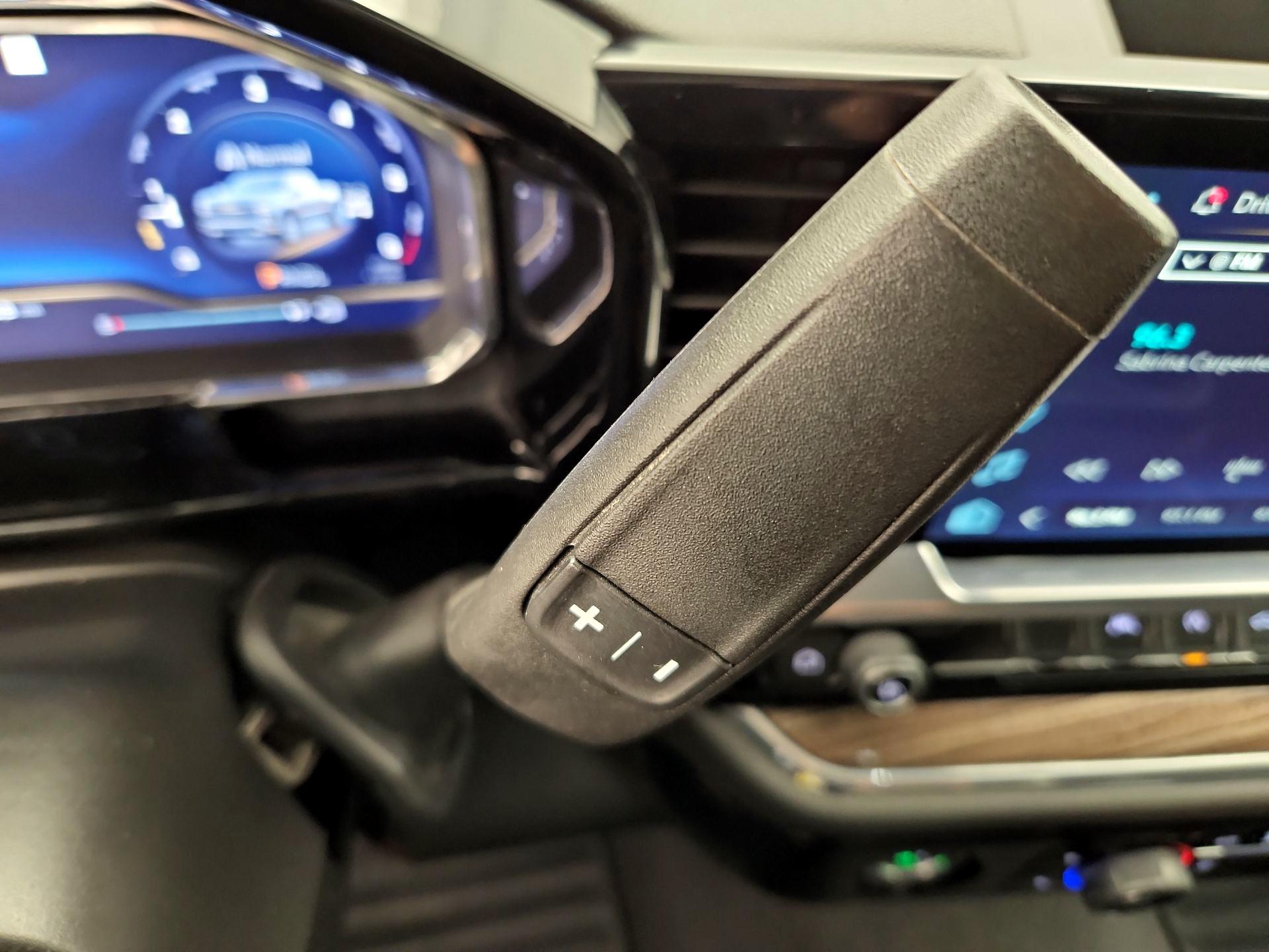 Thumbnail: 2023 Chevrolet Silverado 1500 - 17