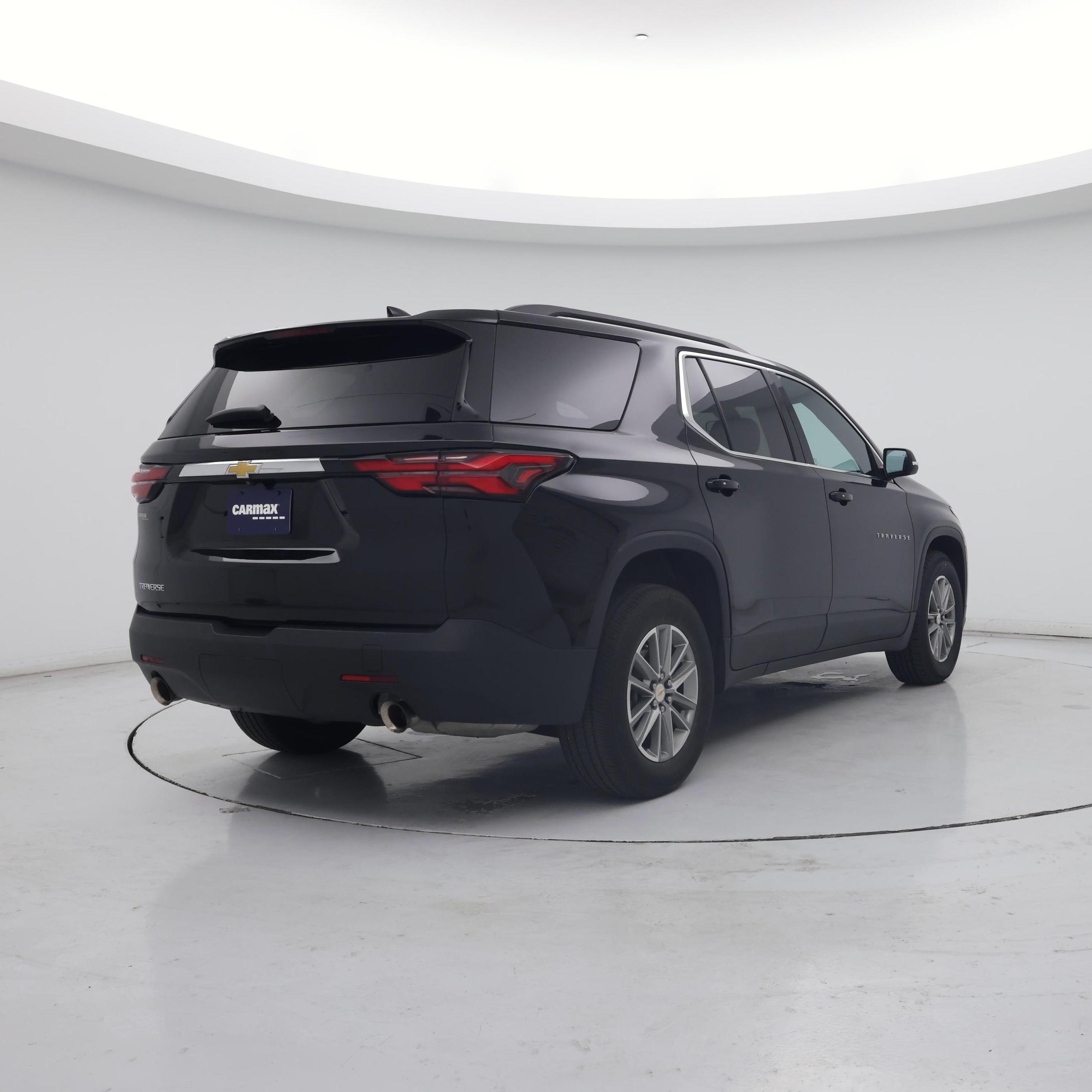 Thumbnail: 2023 Chevrolet Traverse - 8
