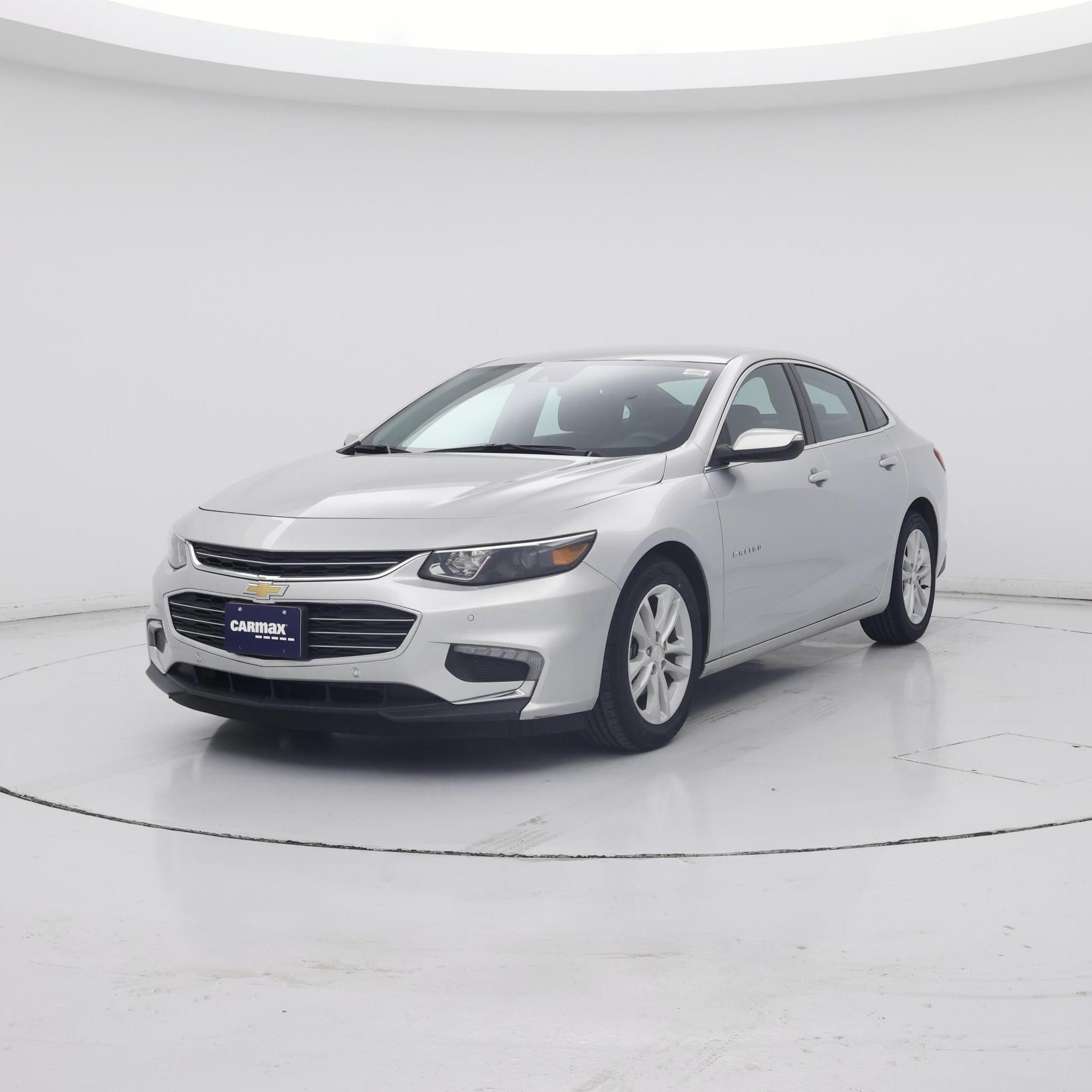 Thumbnail: 2016 Chevrolet Malibu - 4
