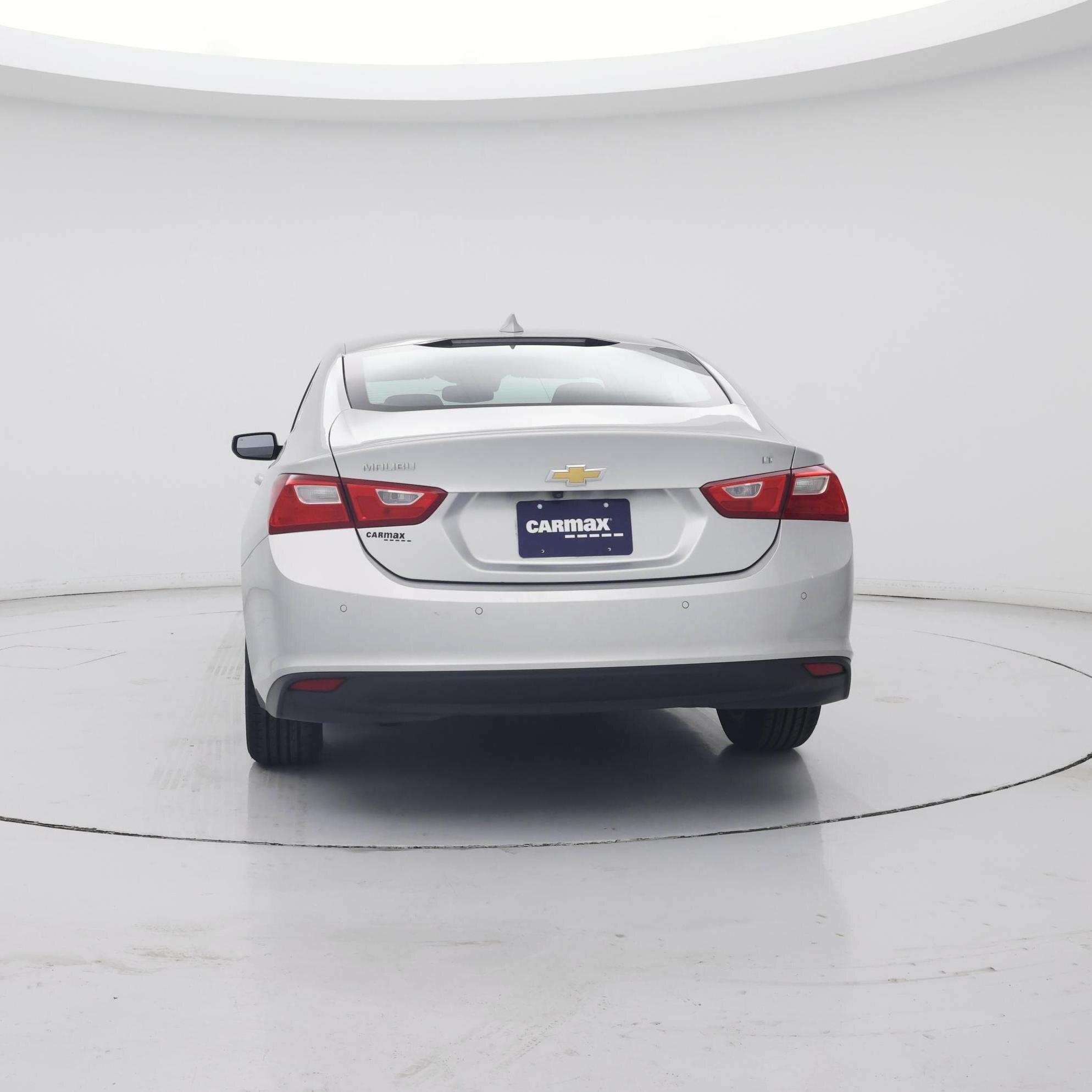 Thumbnail: 2016 Chevrolet Malibu - 6