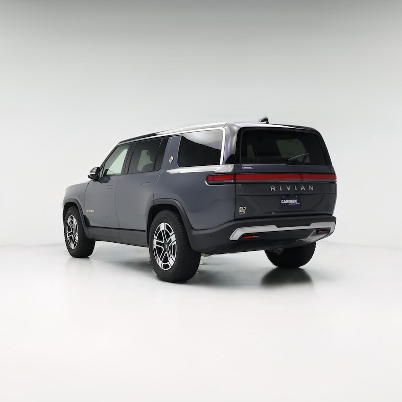 2023 Rivian R1S Adventure Dual-Motor Large