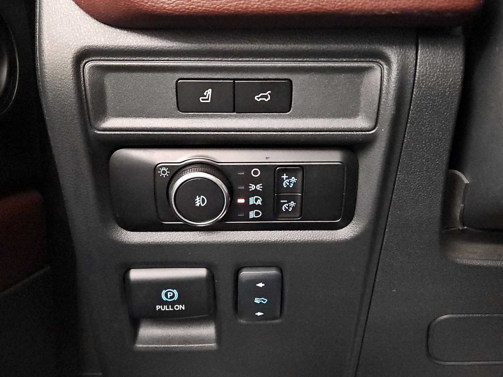 2024 Ford Expedition Limited - Photo 12
