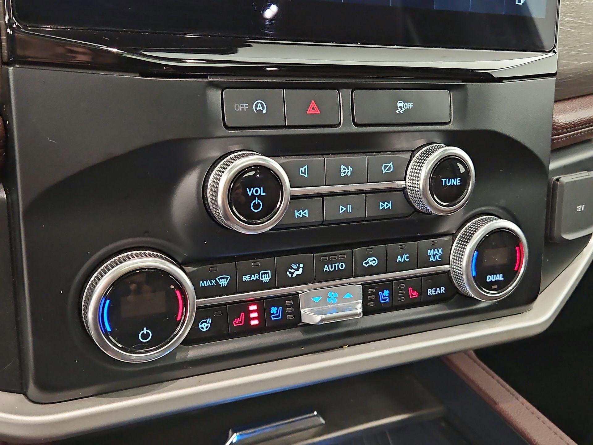 Thumbnail: 2024 Ford Expedition - 15