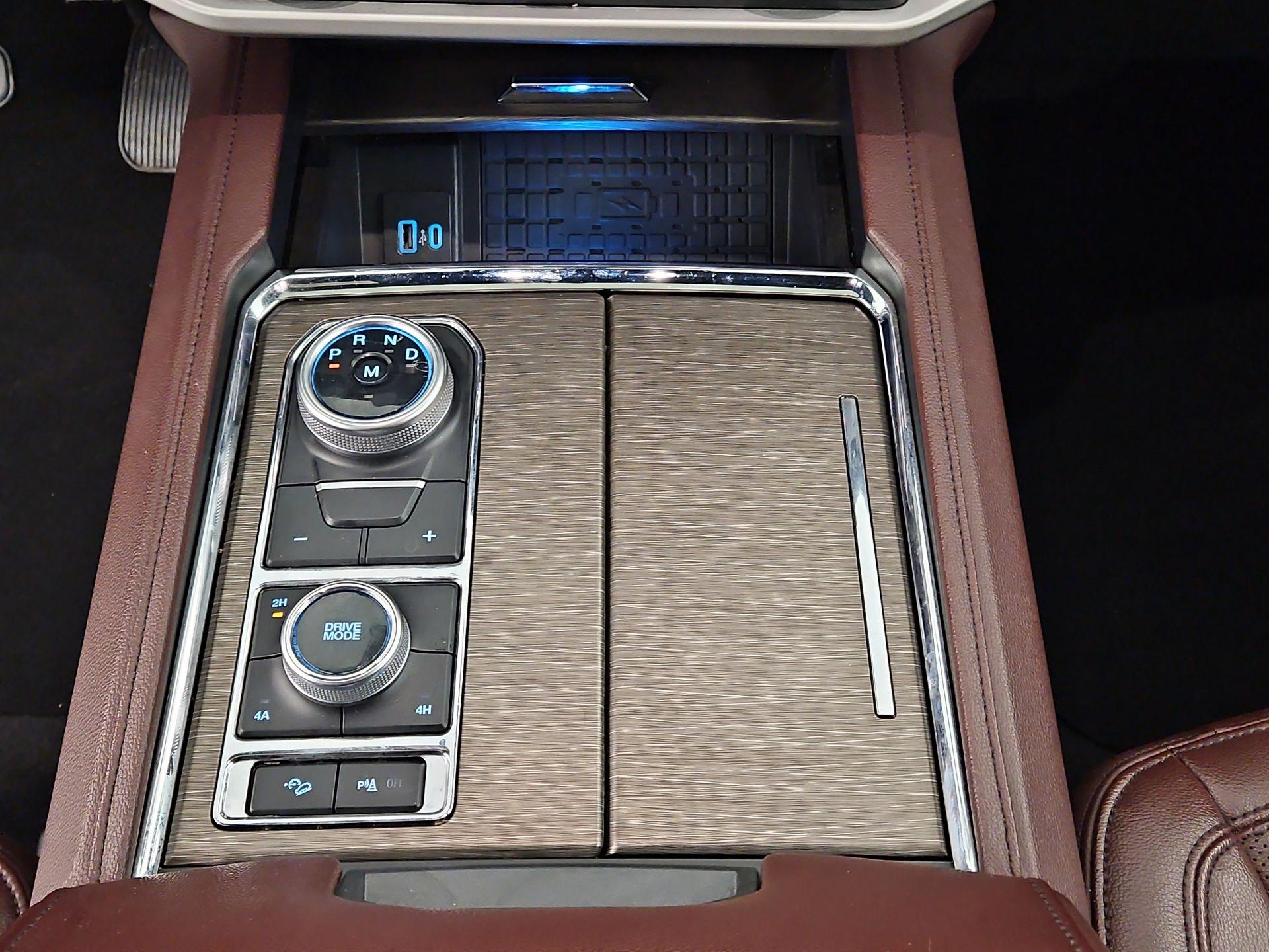 Thumbnail: 2024 Ford Expedition - 16
