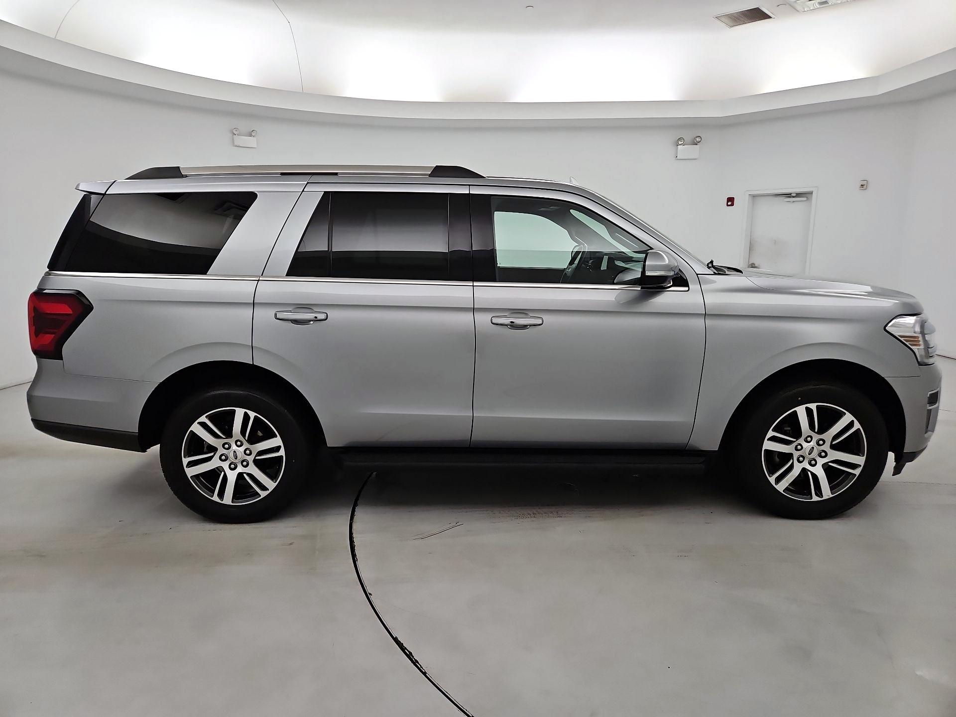 Thumbnail: 2024 Ford Expedition - 4