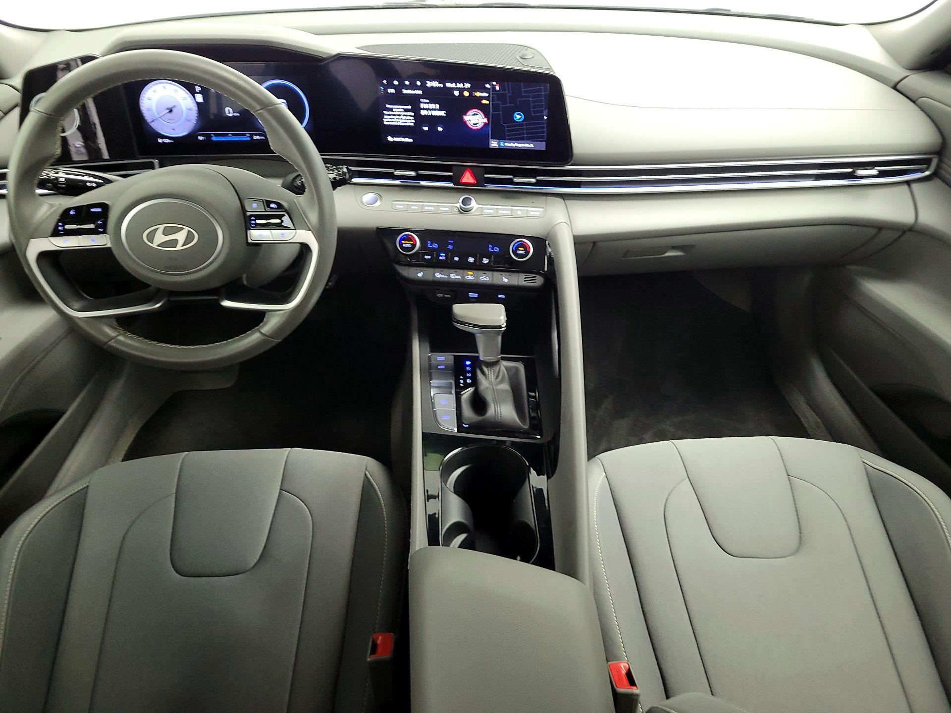 Thumbnail: 2025 Hyundai Elantra - 9