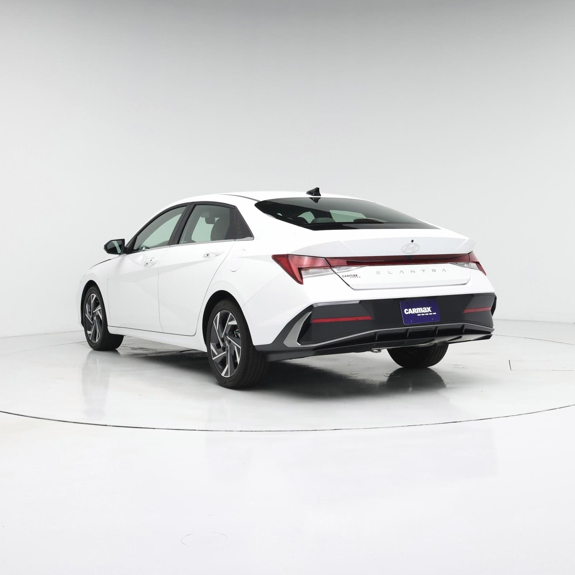 Thumbnail: 2025 Hyundai Elantra - 2