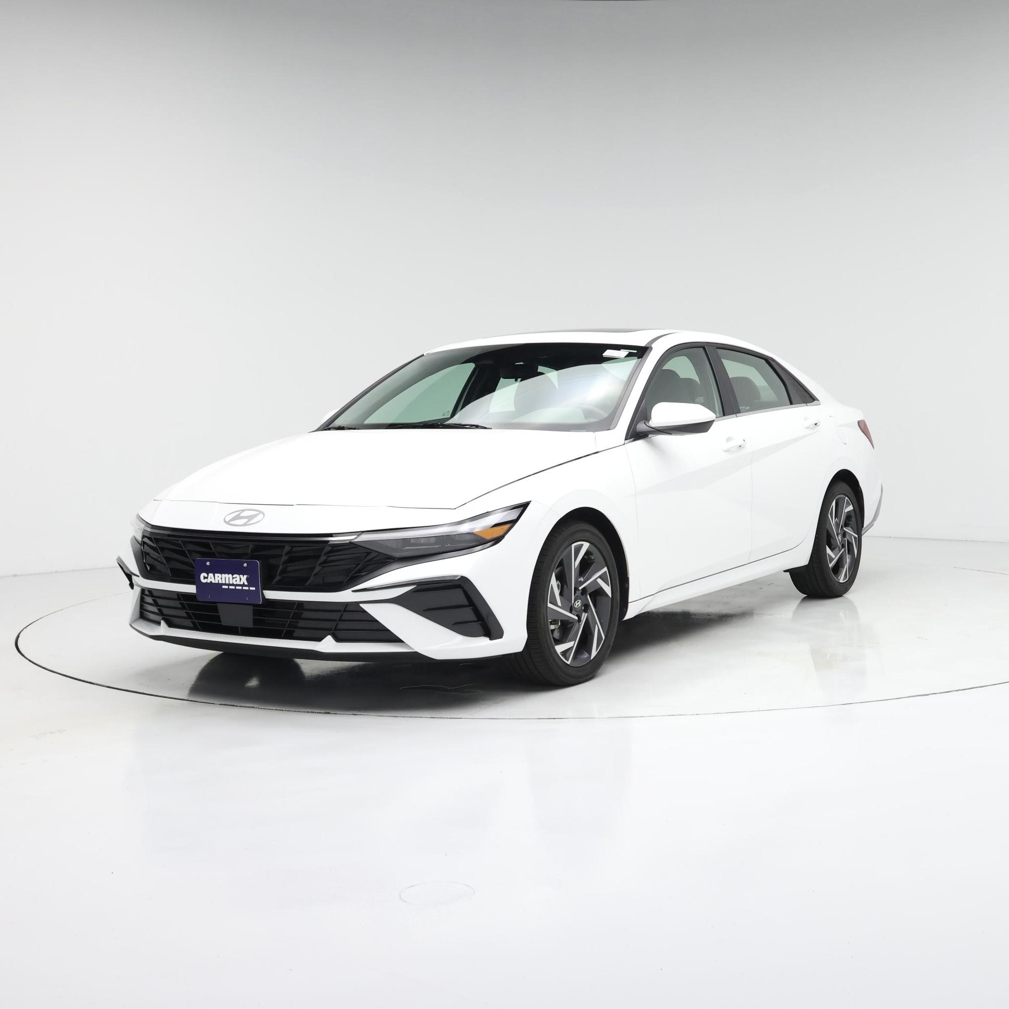 Thumbnail: 2025 Hyundai Elantra - 4