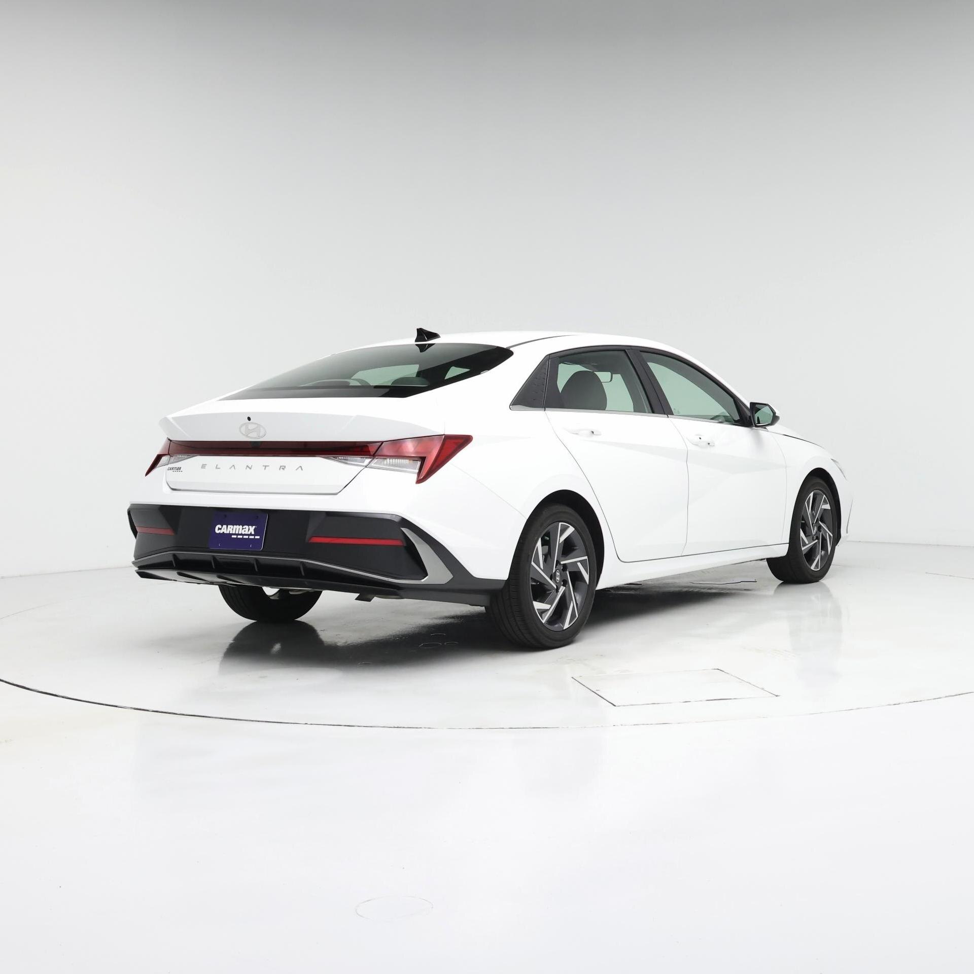 Thumbnail: 2025 Hyundai Elantra - 8