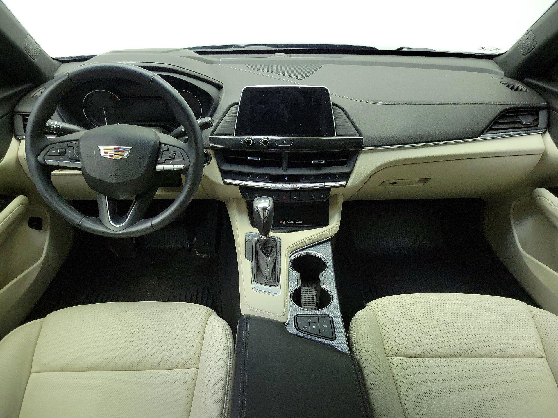 Thumbnail: 2025 Cadillac CT4 - 9
