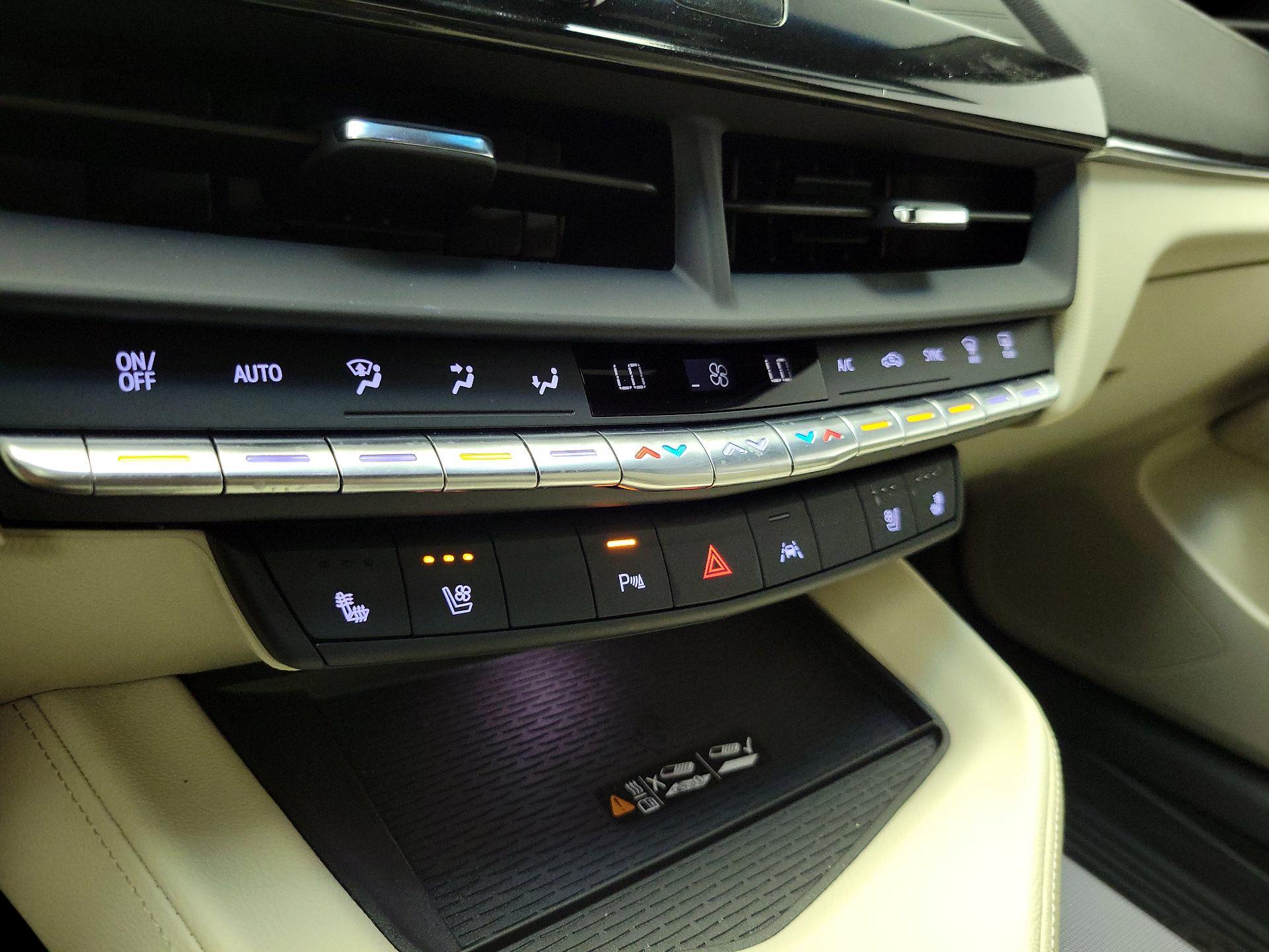 Thumbnail: 2025 Cadillac CT4 - 17