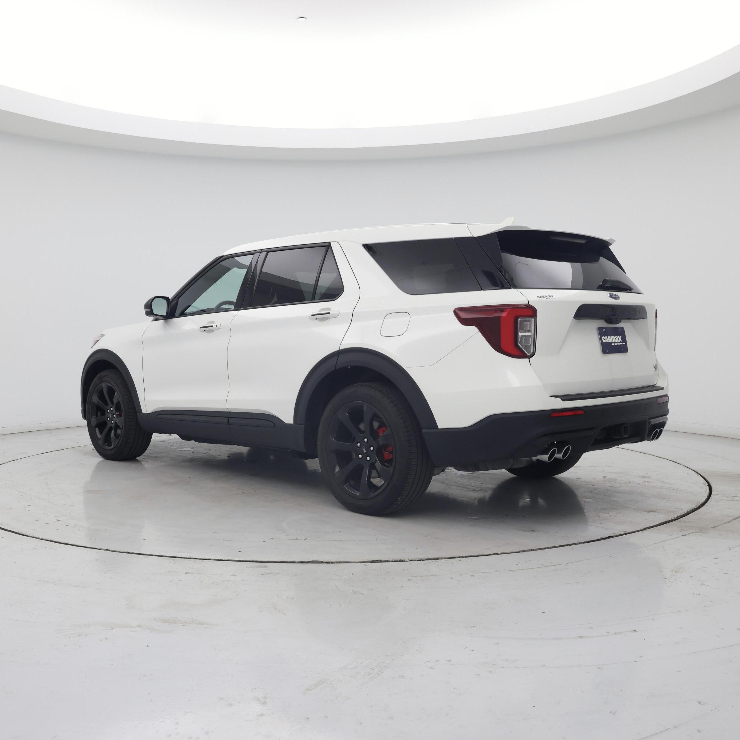 Thumbnail: 2022 Ford Explorer - 2