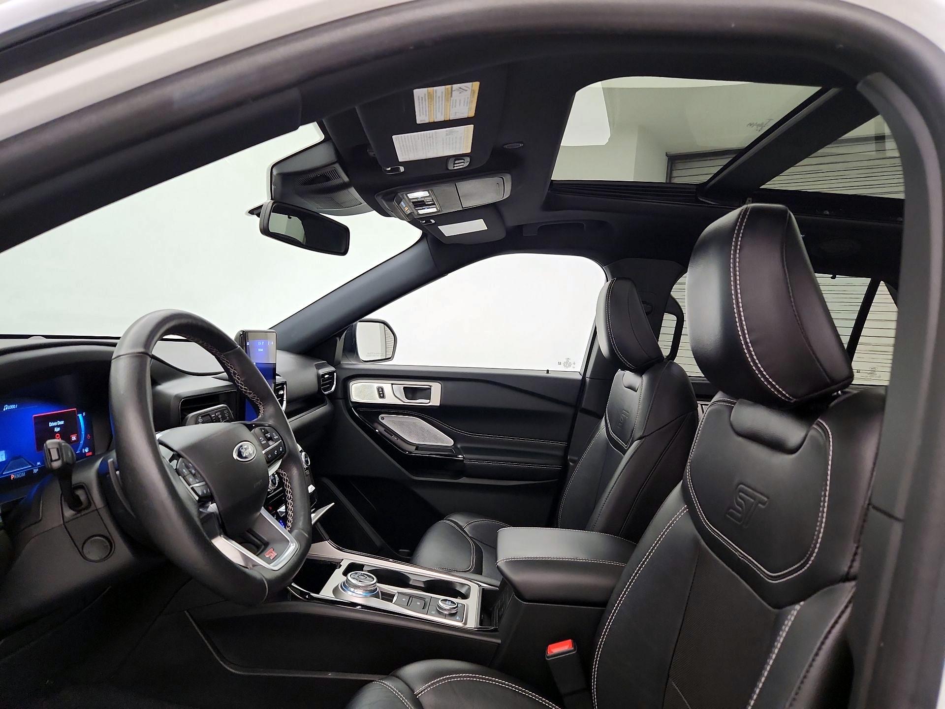 Thumbnail: 2022 Ford Explorer - 19
