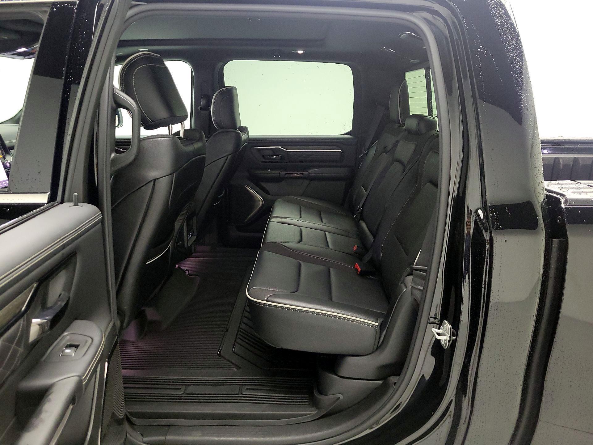 Thumbnail: 2025 RAM 1500 - 17