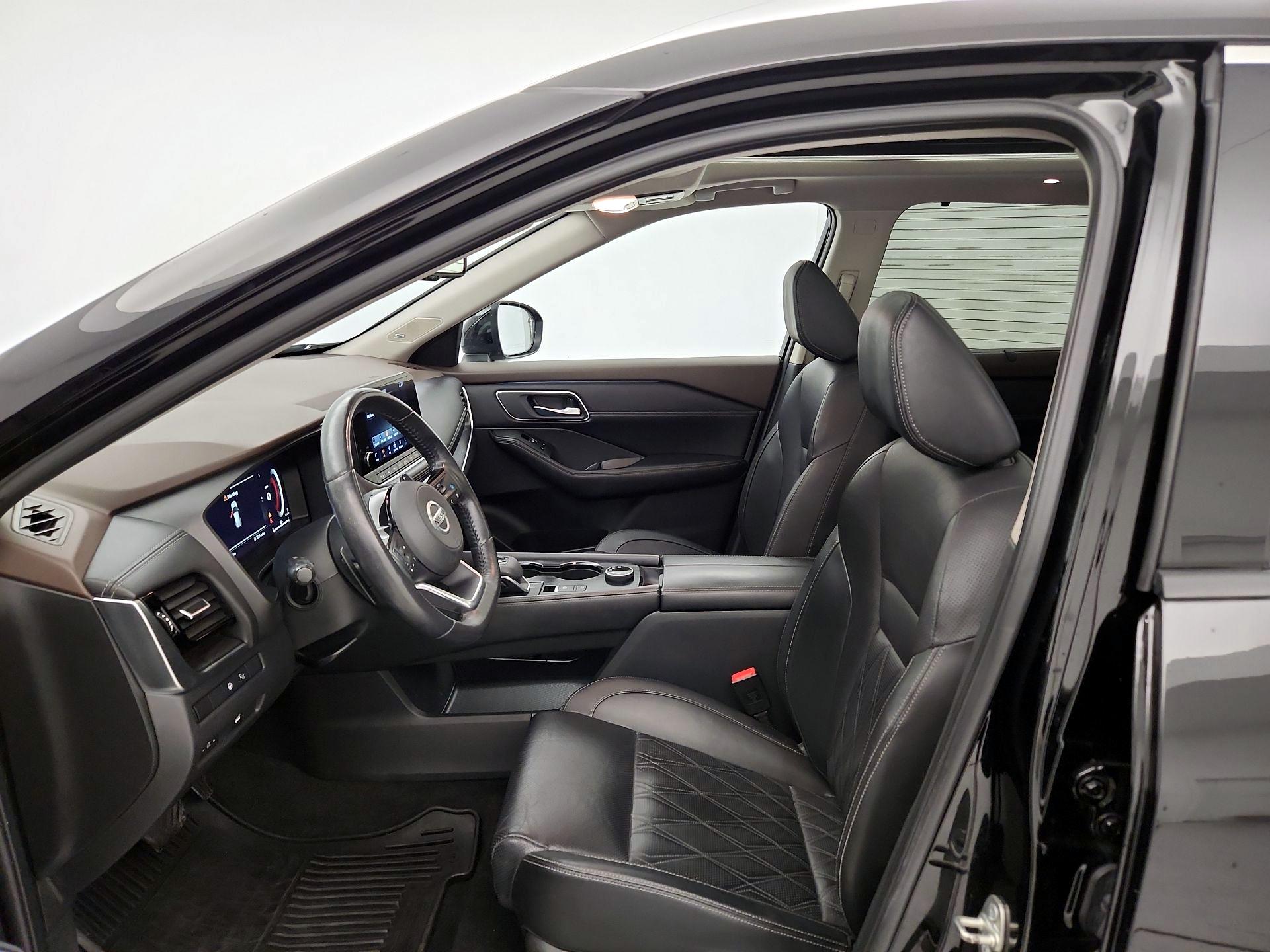 Thumbnail: 2021 Nissan Rogue - 11