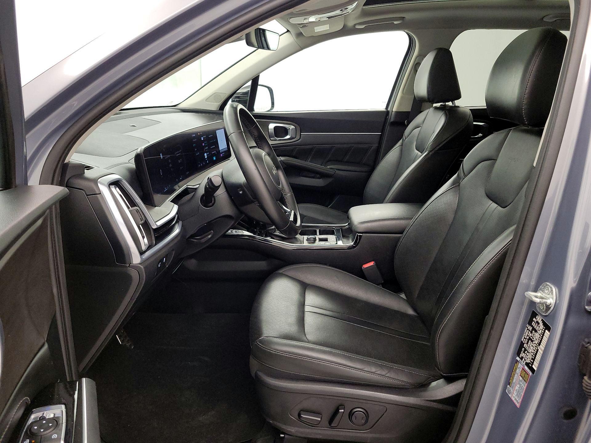 Thumbnail: 2024 Kia Sorento - 11