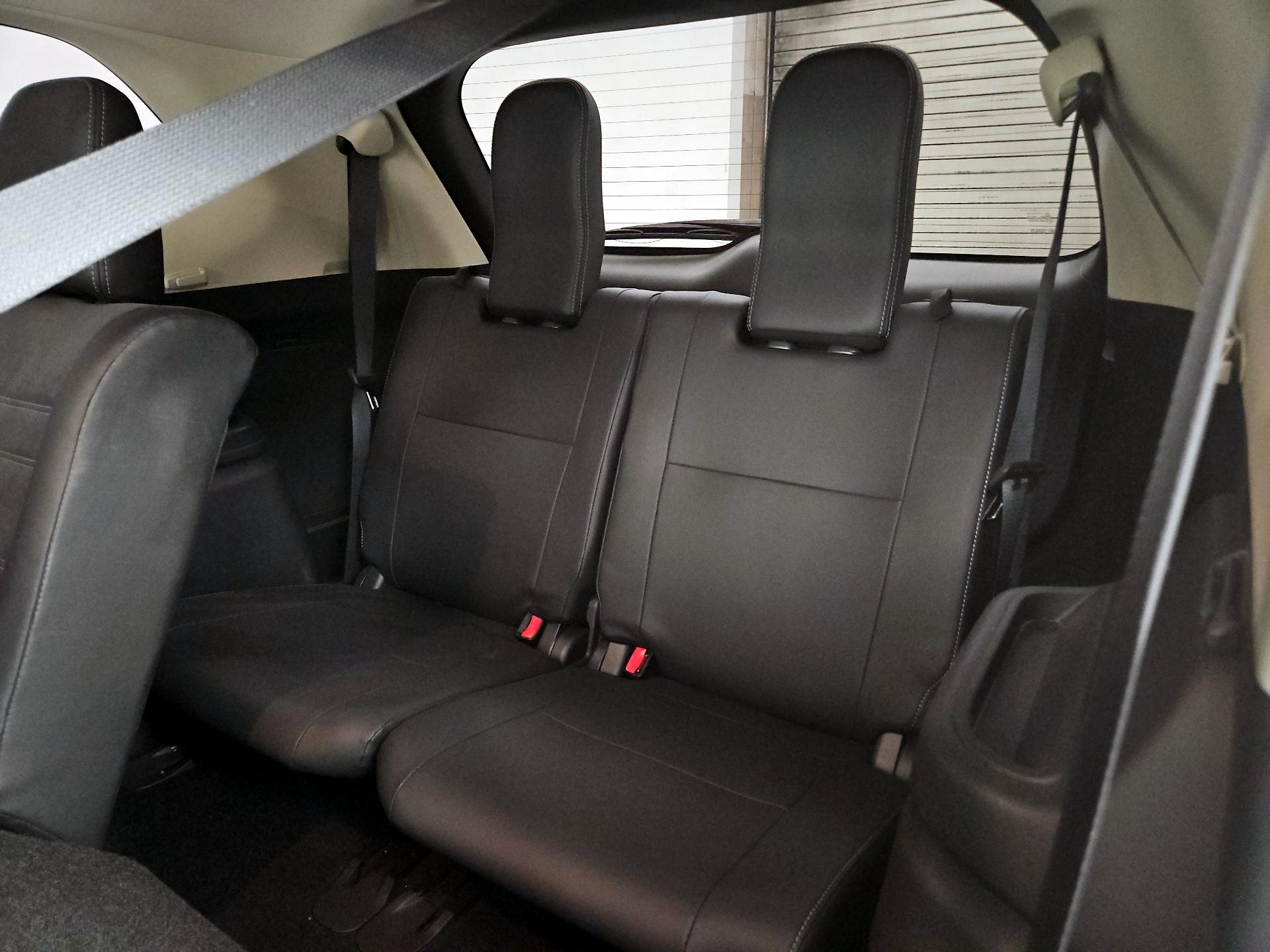 Thumbnail: 2019 Mitsubishi Outlander - 18