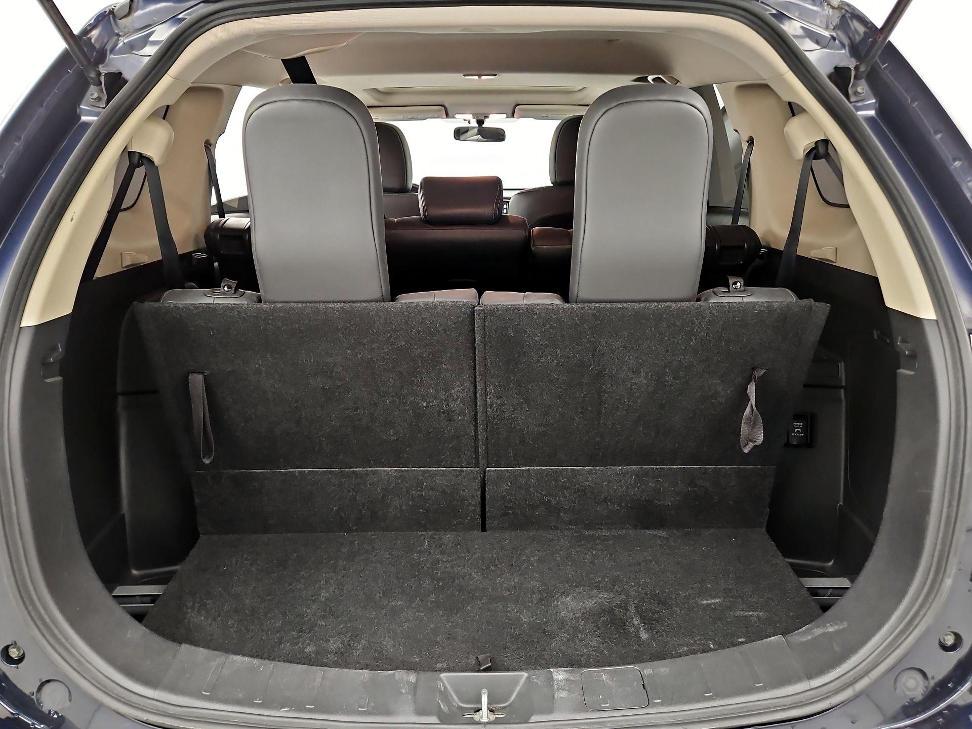 Thumbnail: 2019 Mitsubishi Outlander - 19