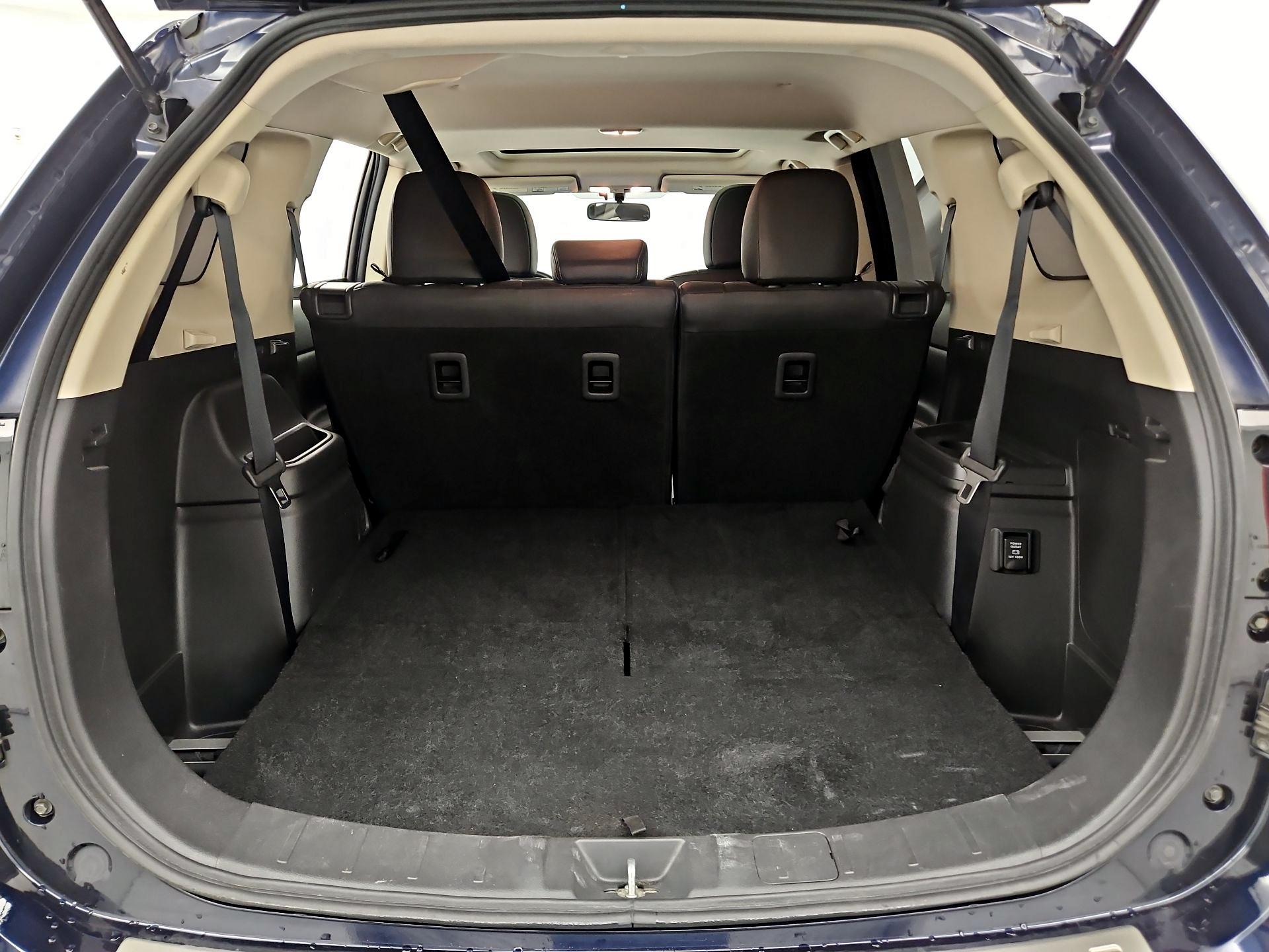 Thumbnail: 2019 Mitsubishi Outlander - 20