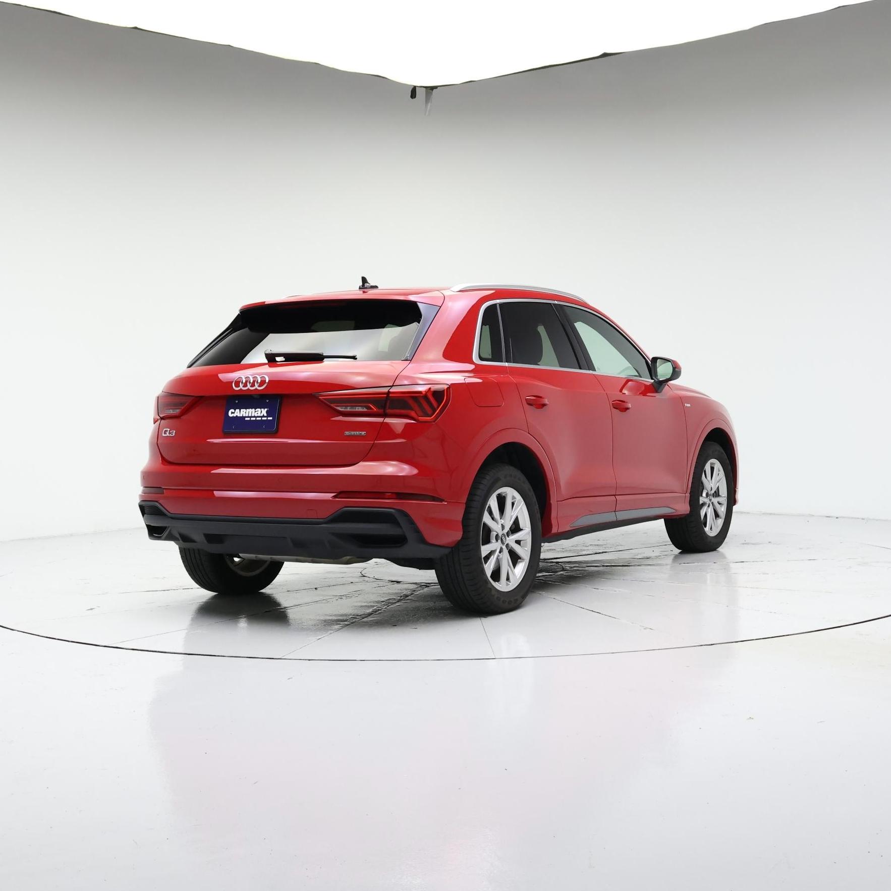 Thumbnail: 2023 Audi Q3 - 8