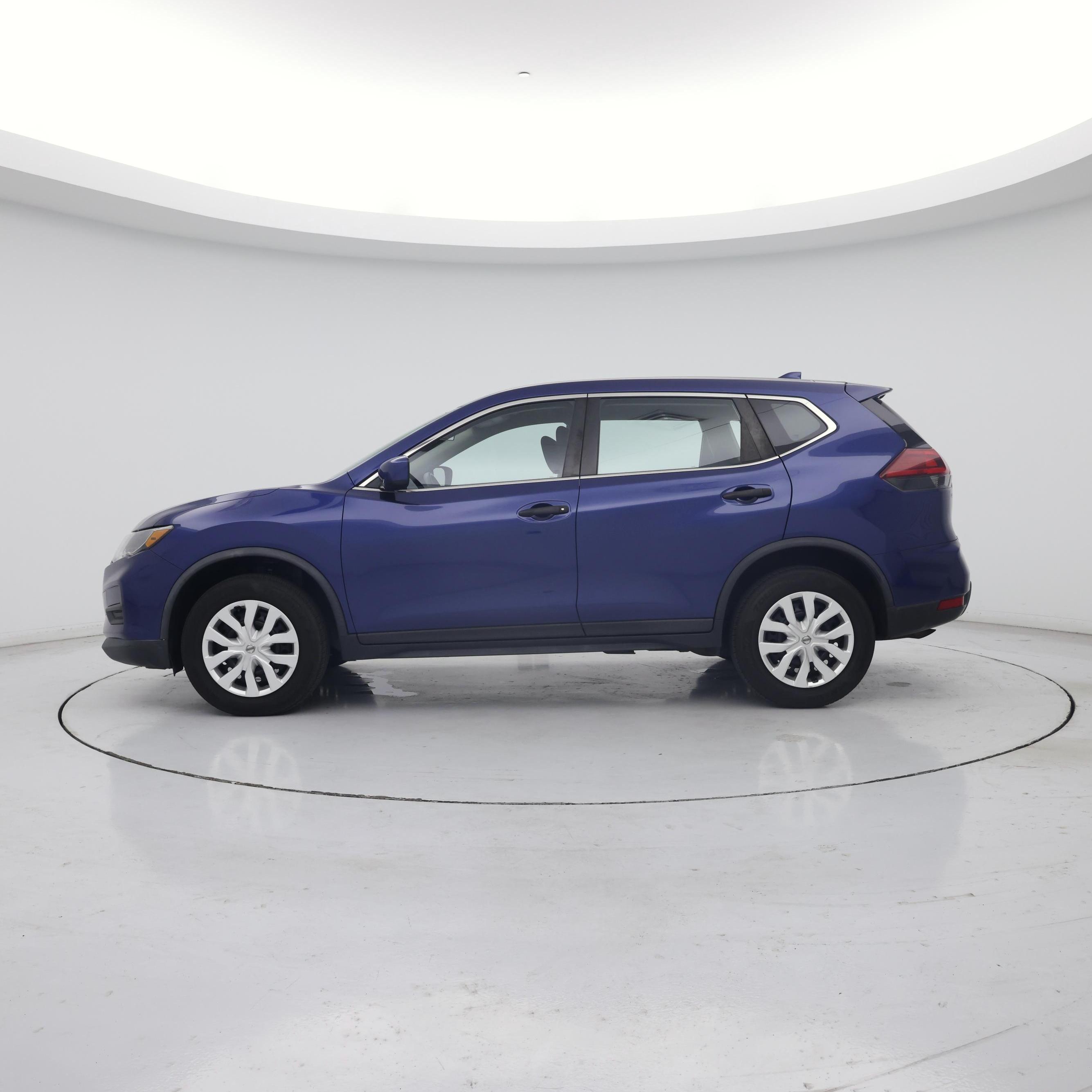 Thumbnail: 2018 Nissan Rogue - 3