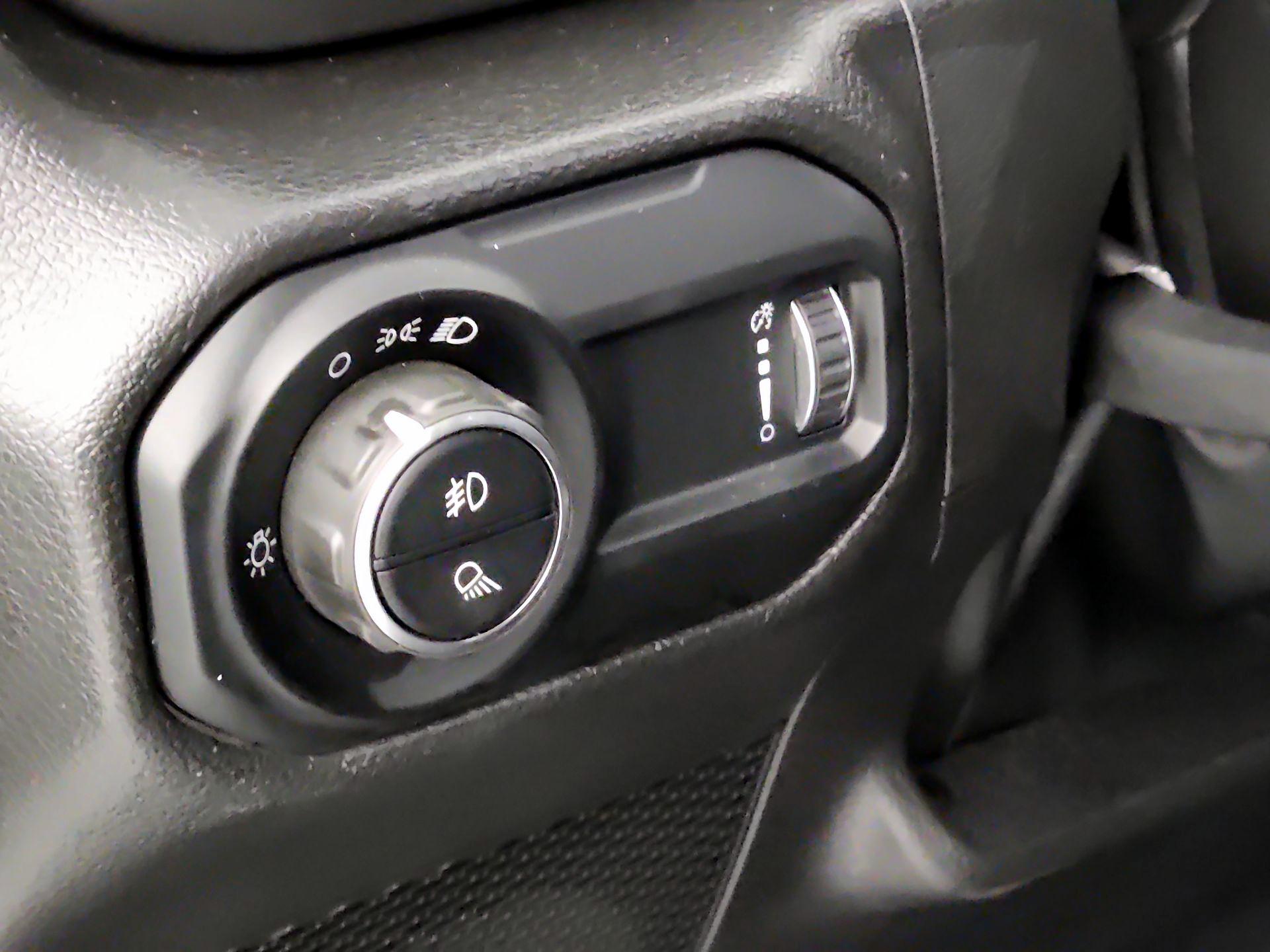 Thumbnail: 2023 Jeep Gladiator - 13