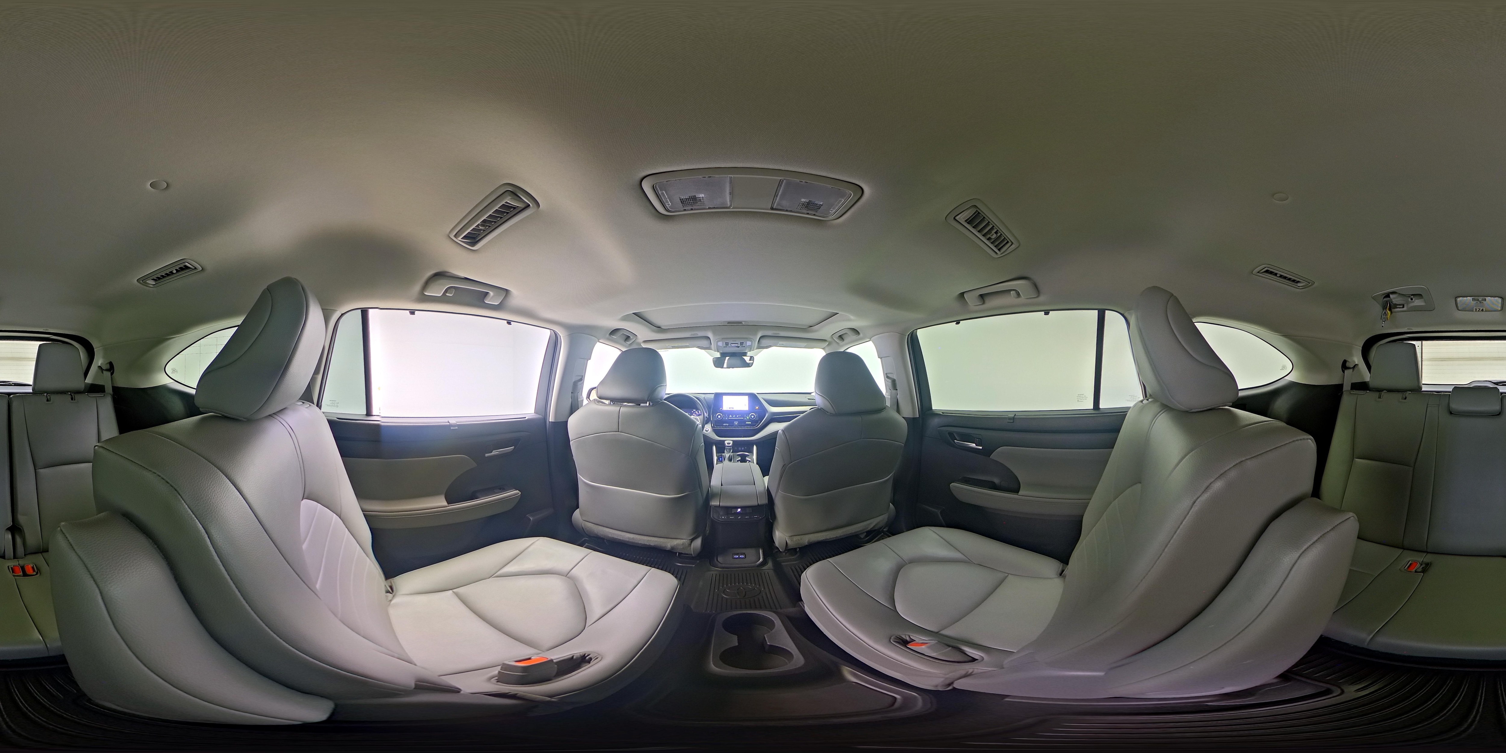 2023 Toyota Highlander XLE - Photo 28