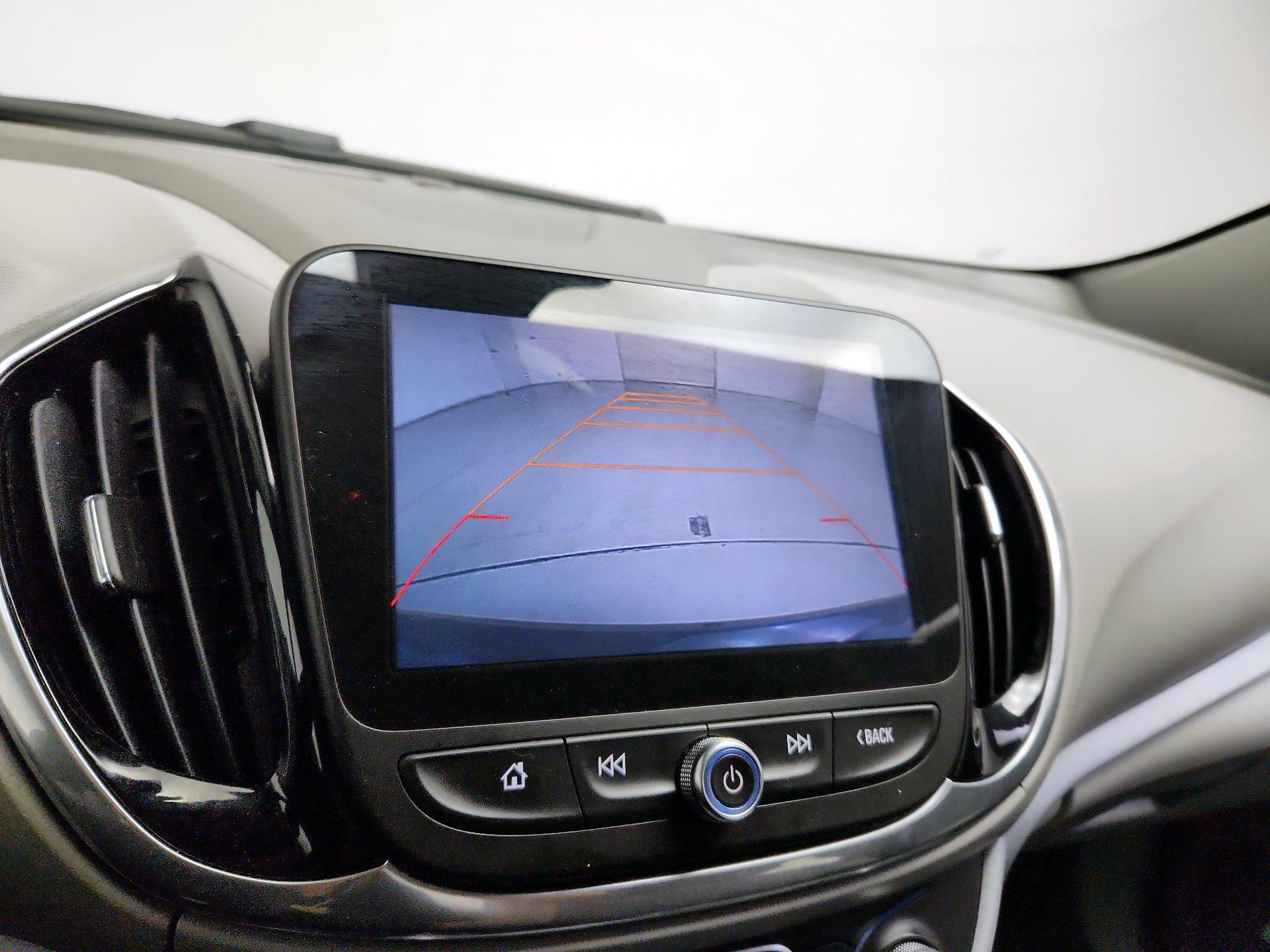 Thumbnail: 2016 Chevrolet Volt - 14
