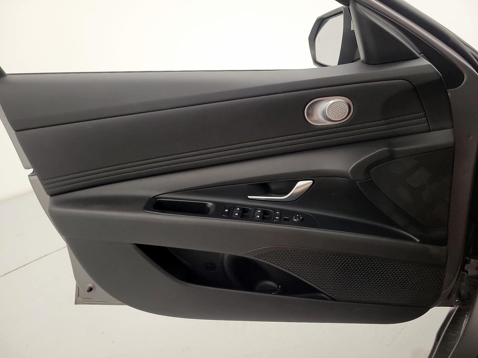 Thumbnail: 2024 Hyundai Elantra - 12
