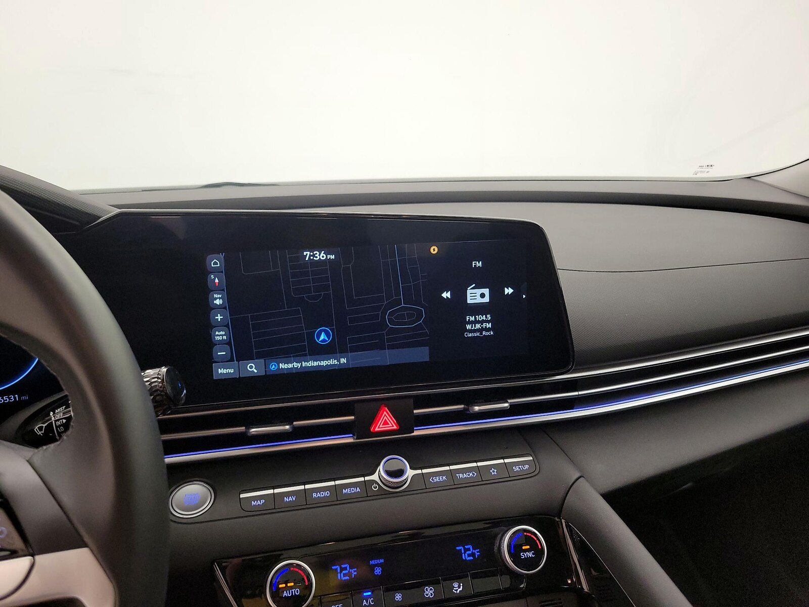 2024 Hyundai Elantra SEL - Photo 15
