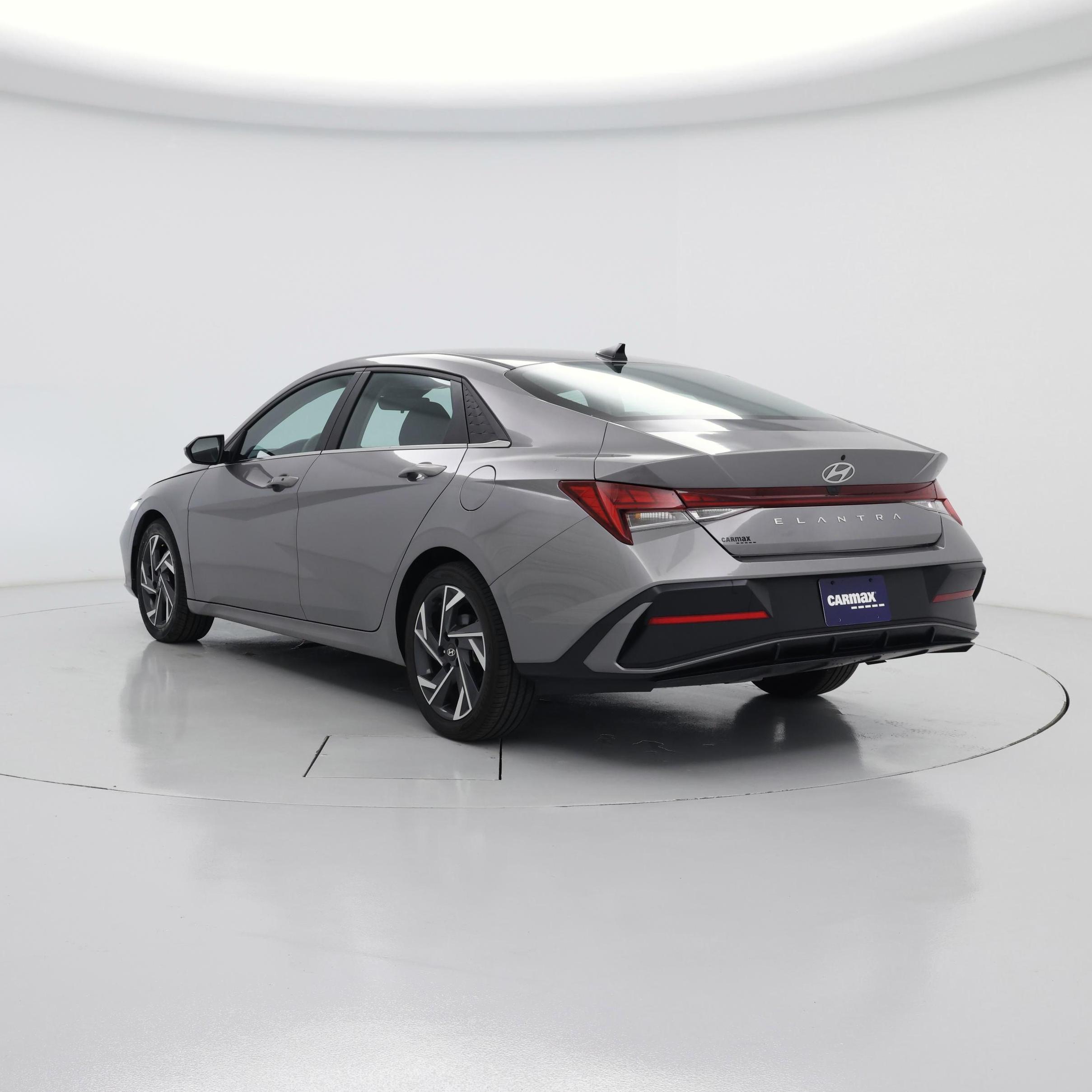 Thumbnail: 2024 Hyundai Elantra - 2