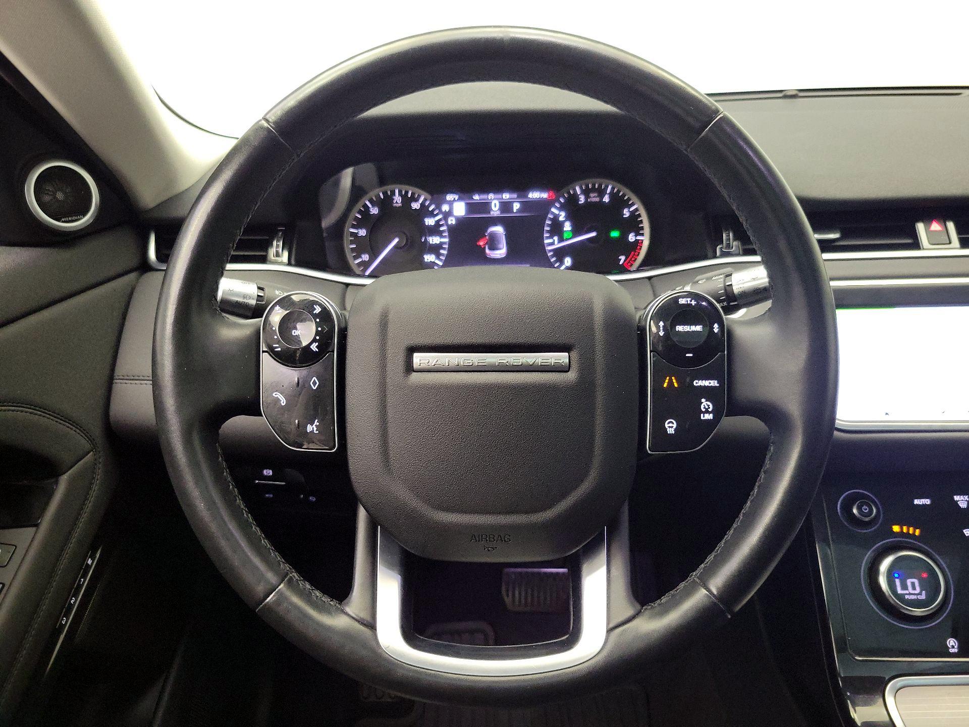 Thumbnail: 2020 Land Rover Range Rover Evoque - 10