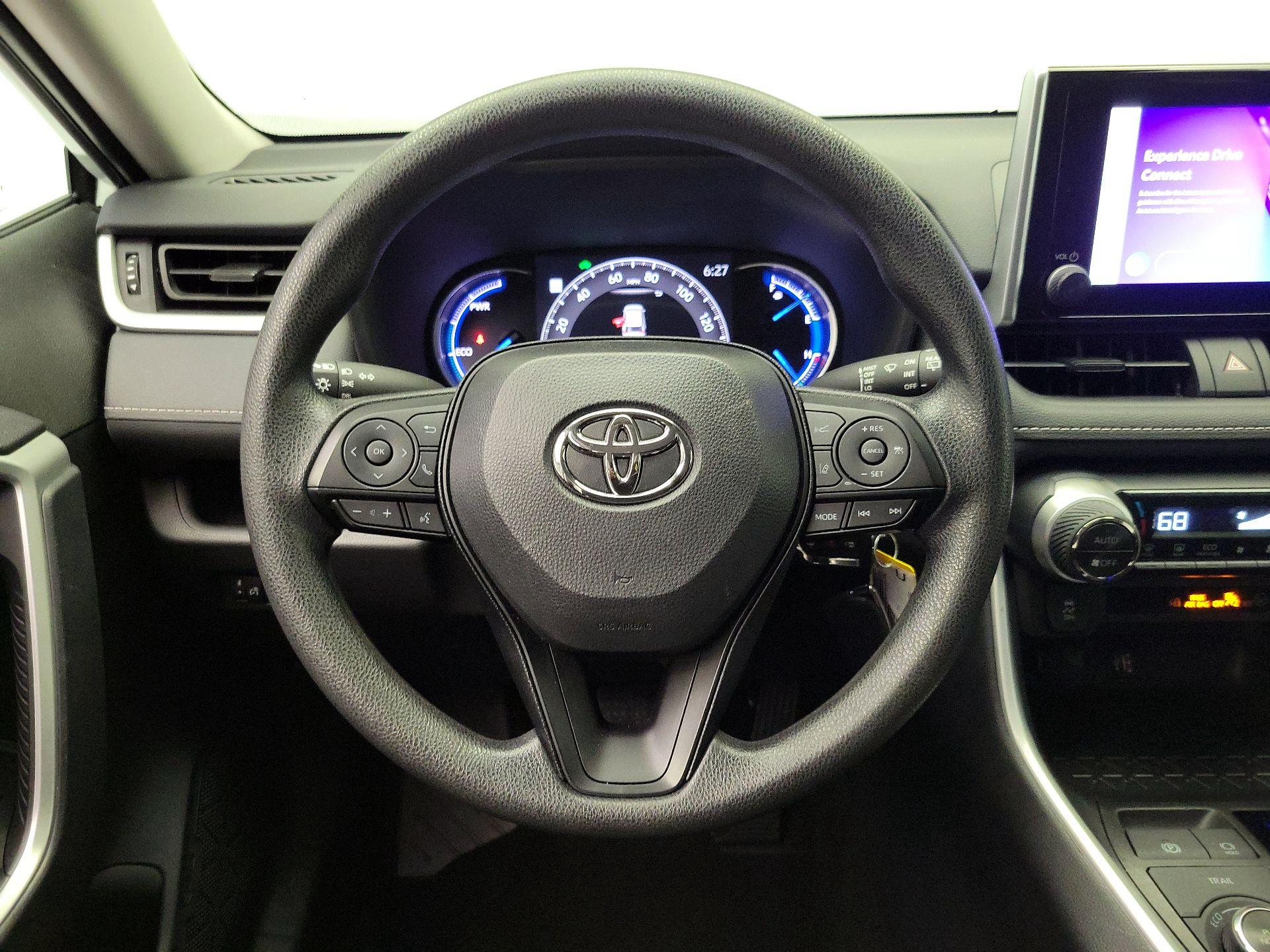 Thumbnail: 2025 Toyota RAV4 - 10