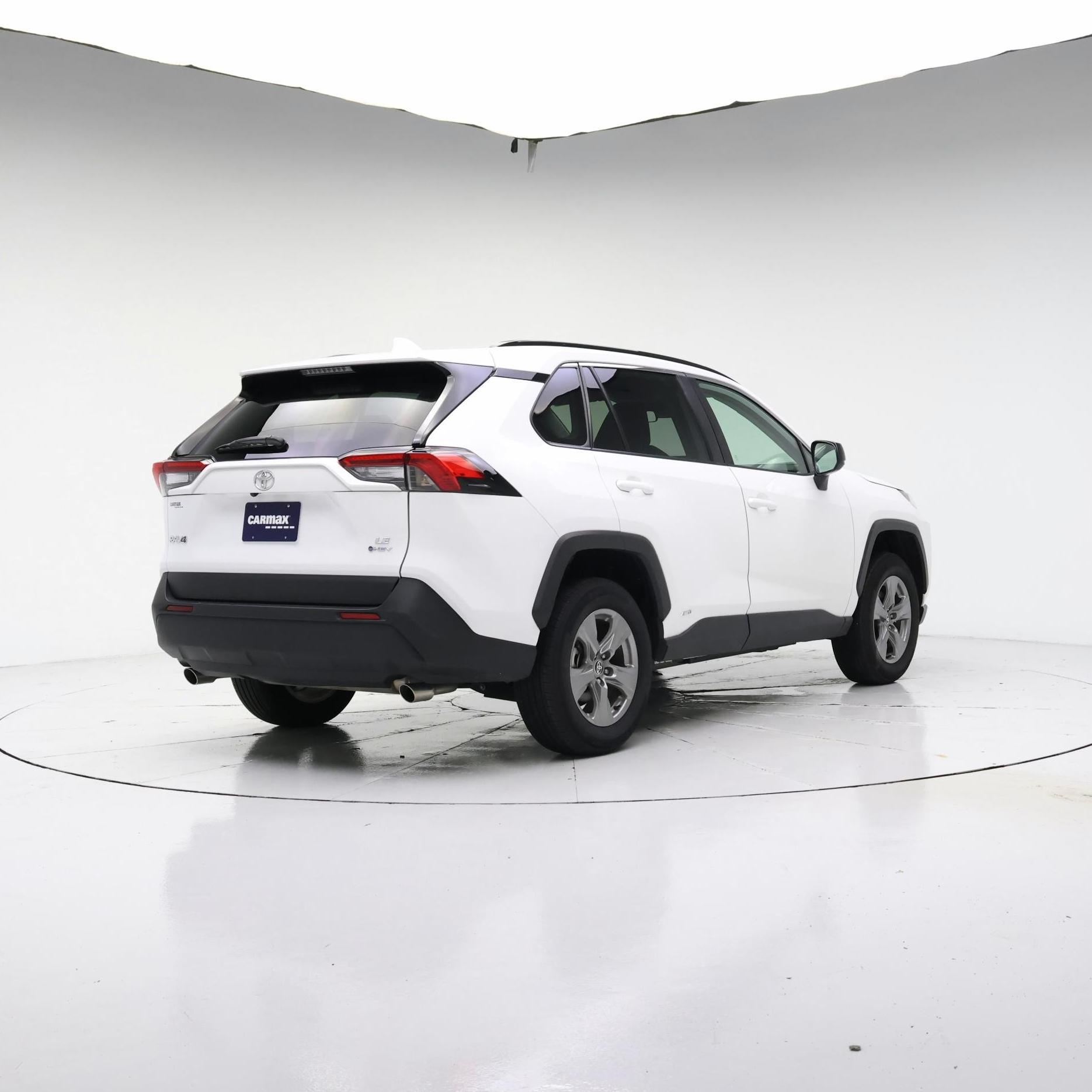 Thumbnail: 2025 Toyota RAV4 - 8