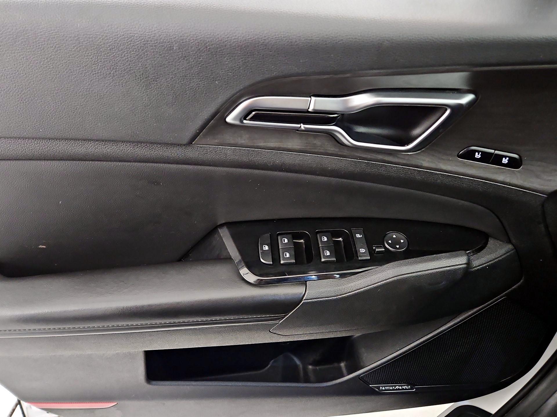 Thumbnail: 2024 Kia Sportage - 10