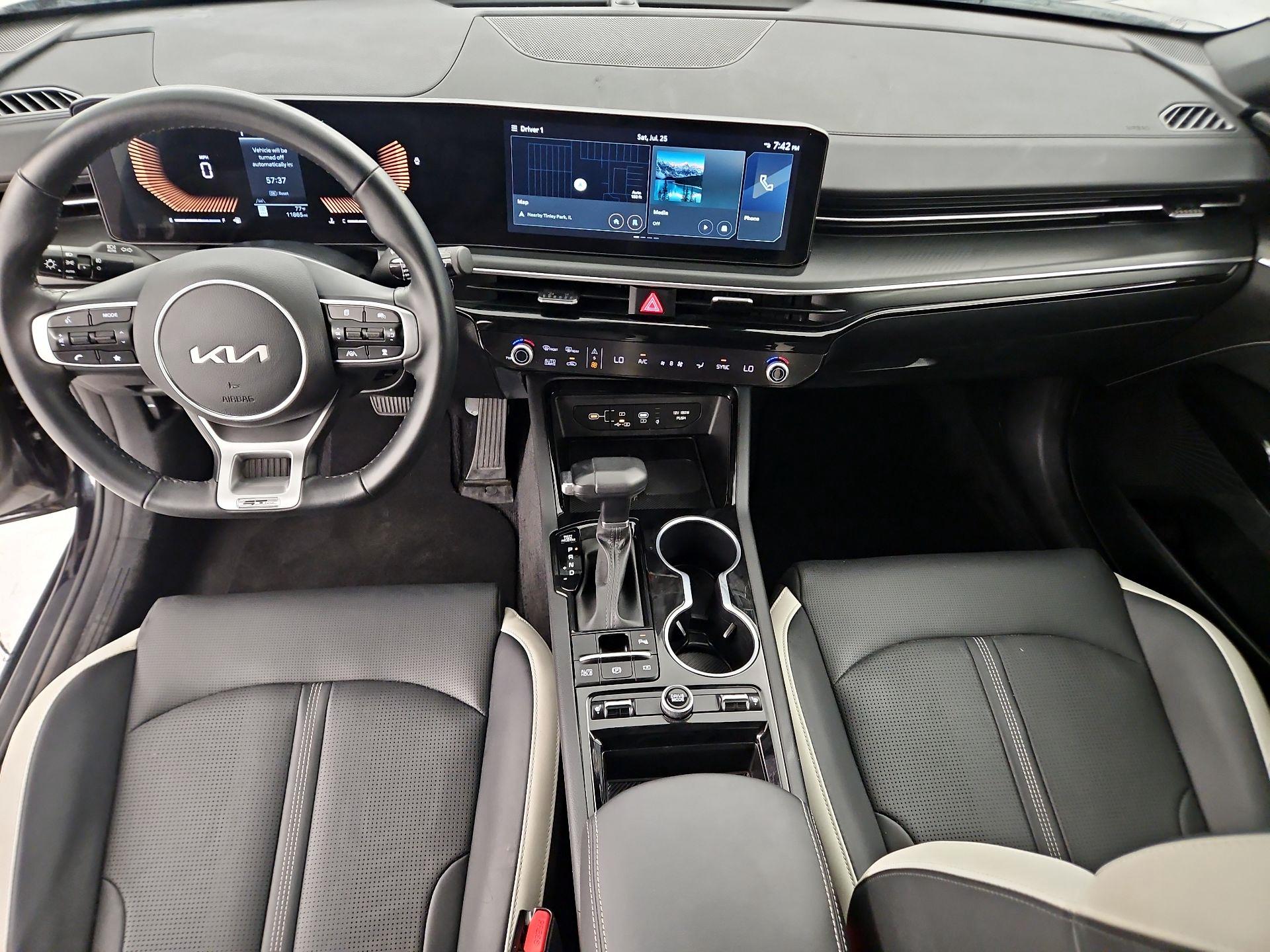Thumbnail: 2026 Kia K5 - 8
