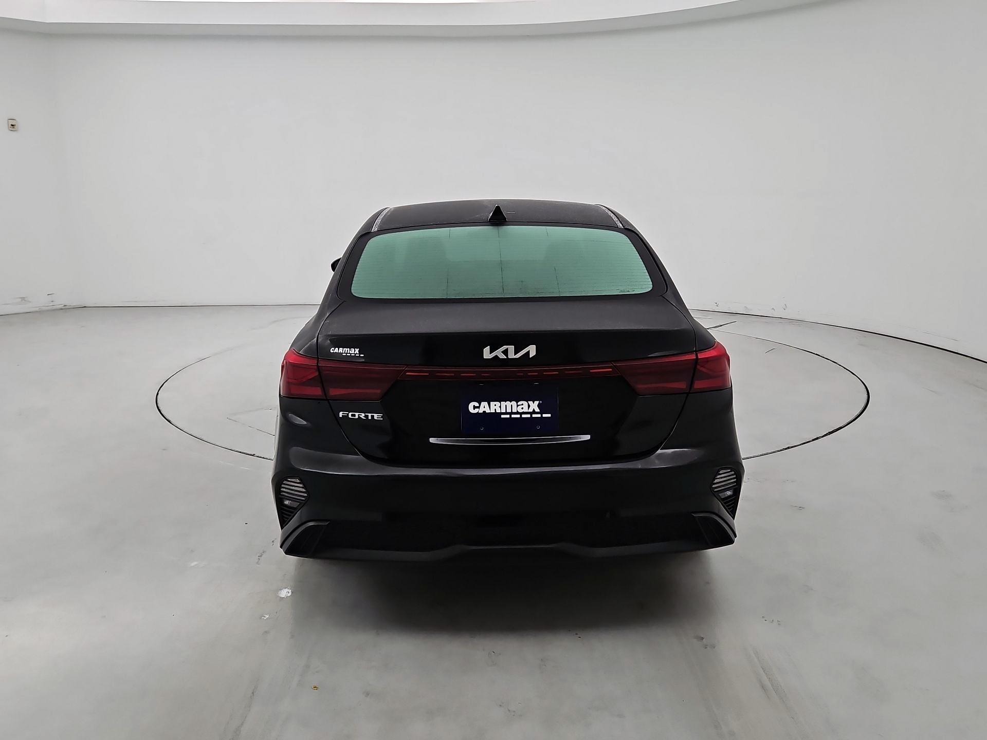 Thumbnail: 2023 Kia Forte - 6