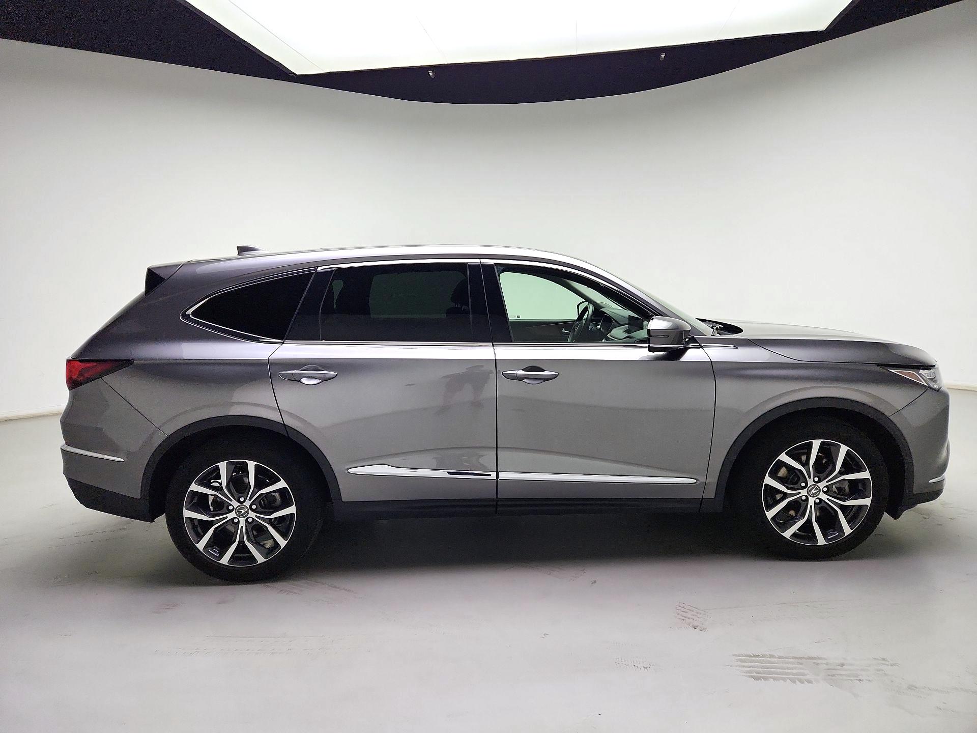 Thumbnail: 2023 Acura MDX - 4