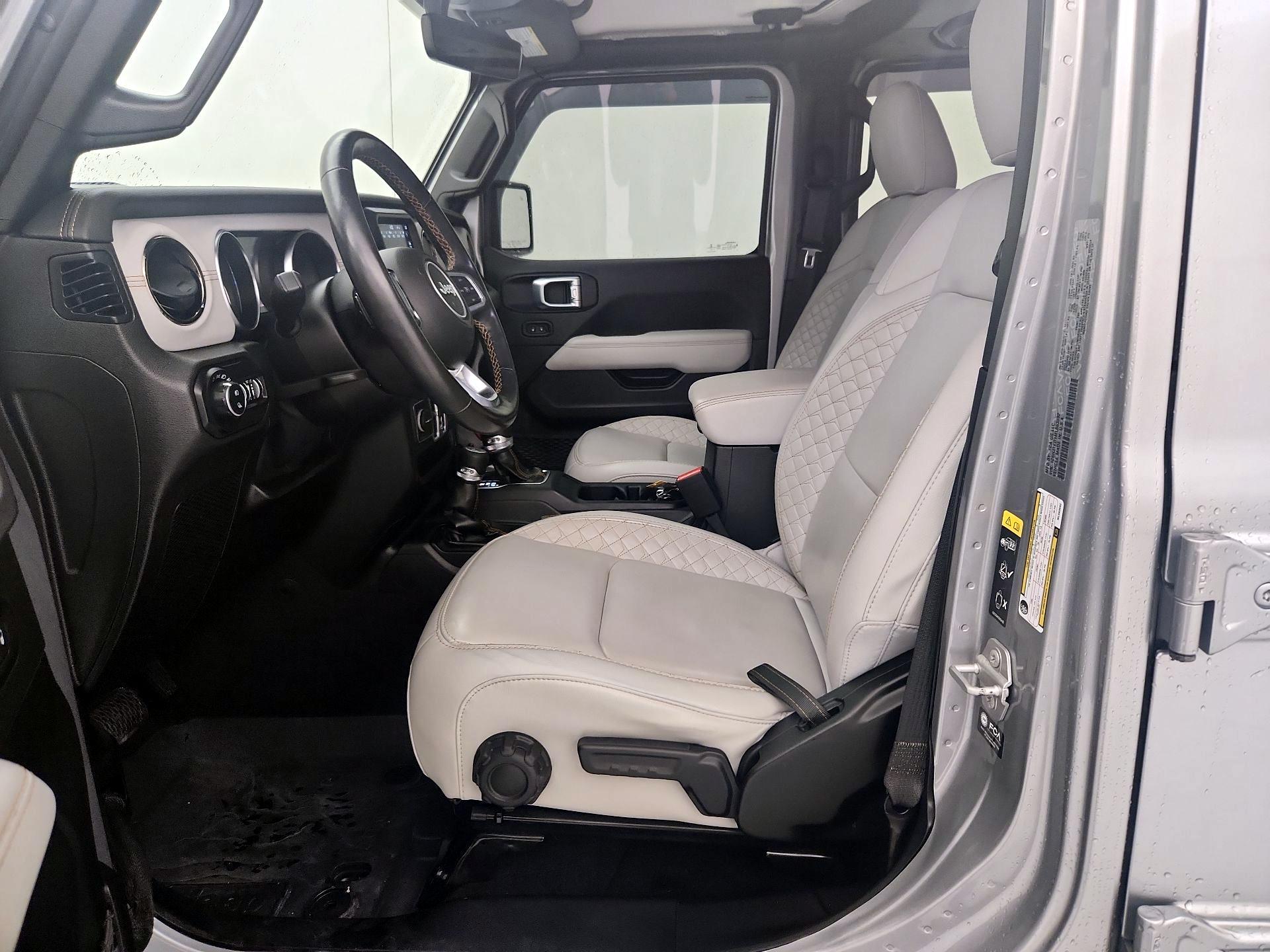 Thumbnail: 2021 Jeep Gladiator - 11