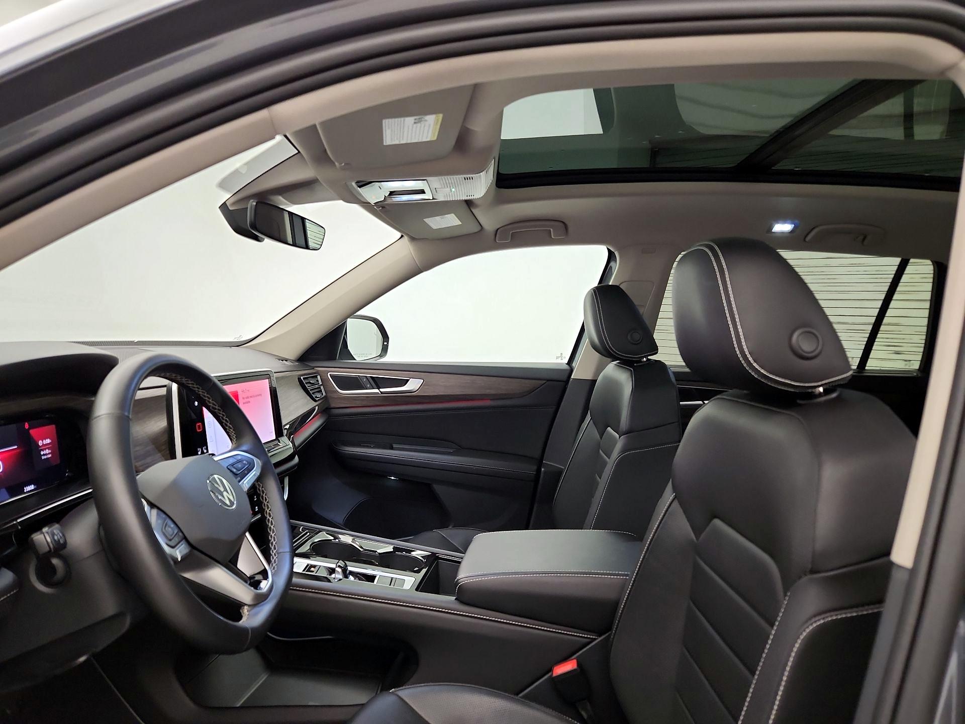 Thumbnail: 2025 Volkswagen Atlas - 19