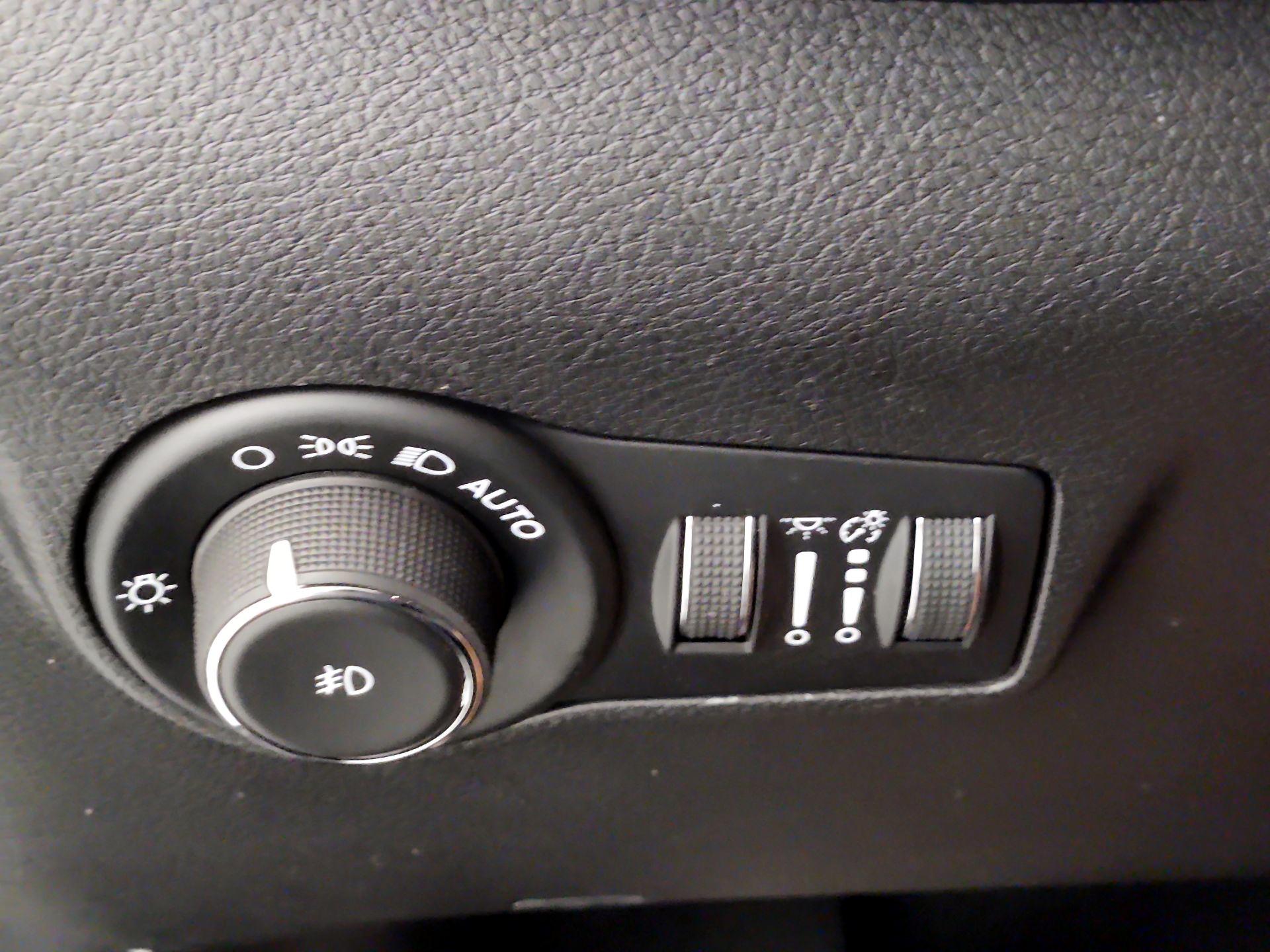 Thumbnail: 2024 Jeep Compass - 13