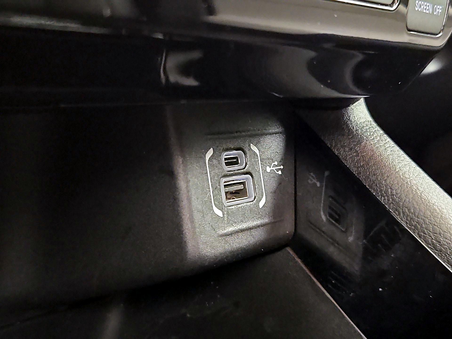 Thumbnail: 2024 Jeep Compass - 18